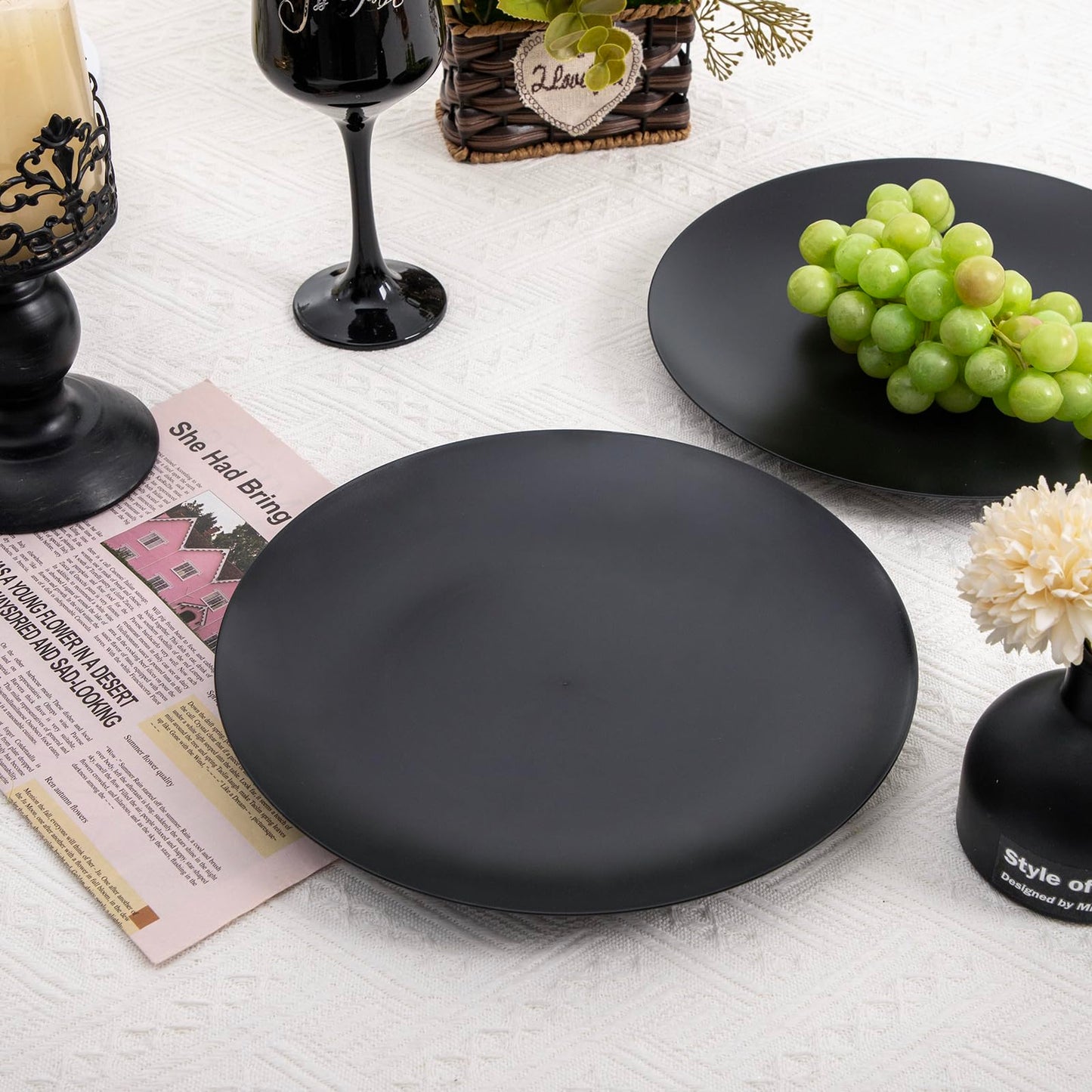EI enjonirinjonir 80pcs Black Plastic Plates Disposable for Dinner,10.25inch Party Plates Disposable Heavy Duty,Elegant Matte Plastic Plate Frosted is Ideal for Wedding/Birthday/Graduation Decorations