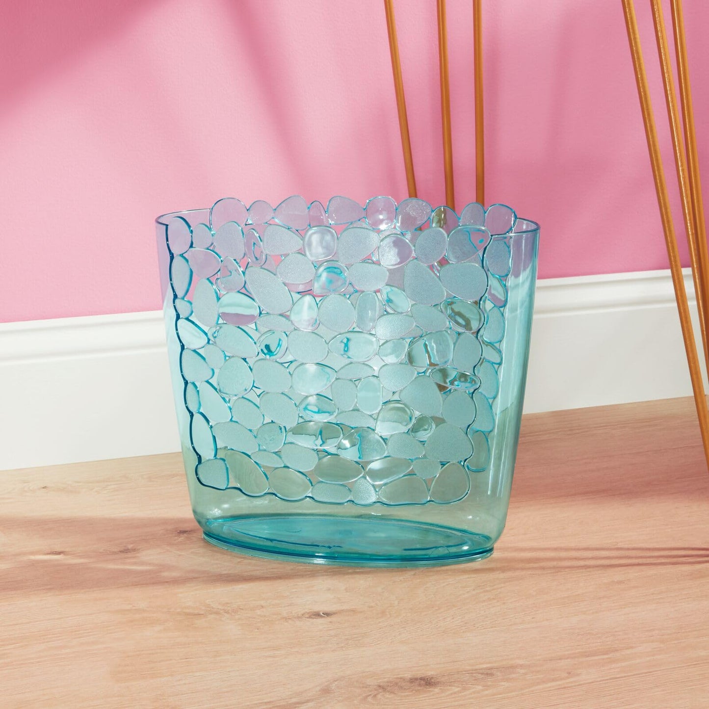mDesign Plastic Slim Oval 2 Gallon Trash Can Wastebasket Garbage Bin - Decorative Themed Basket for Bathroom, Bedroom, Office - Hold Trash, Waste, Recycling - Pebbles Collection - Blue