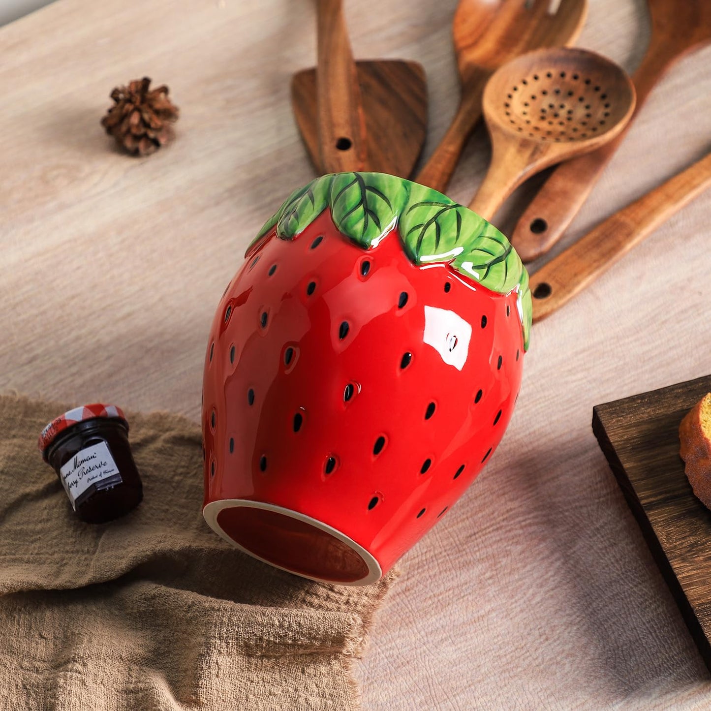Bicuzat Strawberry Shaped Ceramic Kitchen Utensil Holder, Large Cooking Utensil Crocks for Kitchen Countertop, Ceramic Utensil Organizer for Spatula, Kitchen, Home Decoration-Retro Red