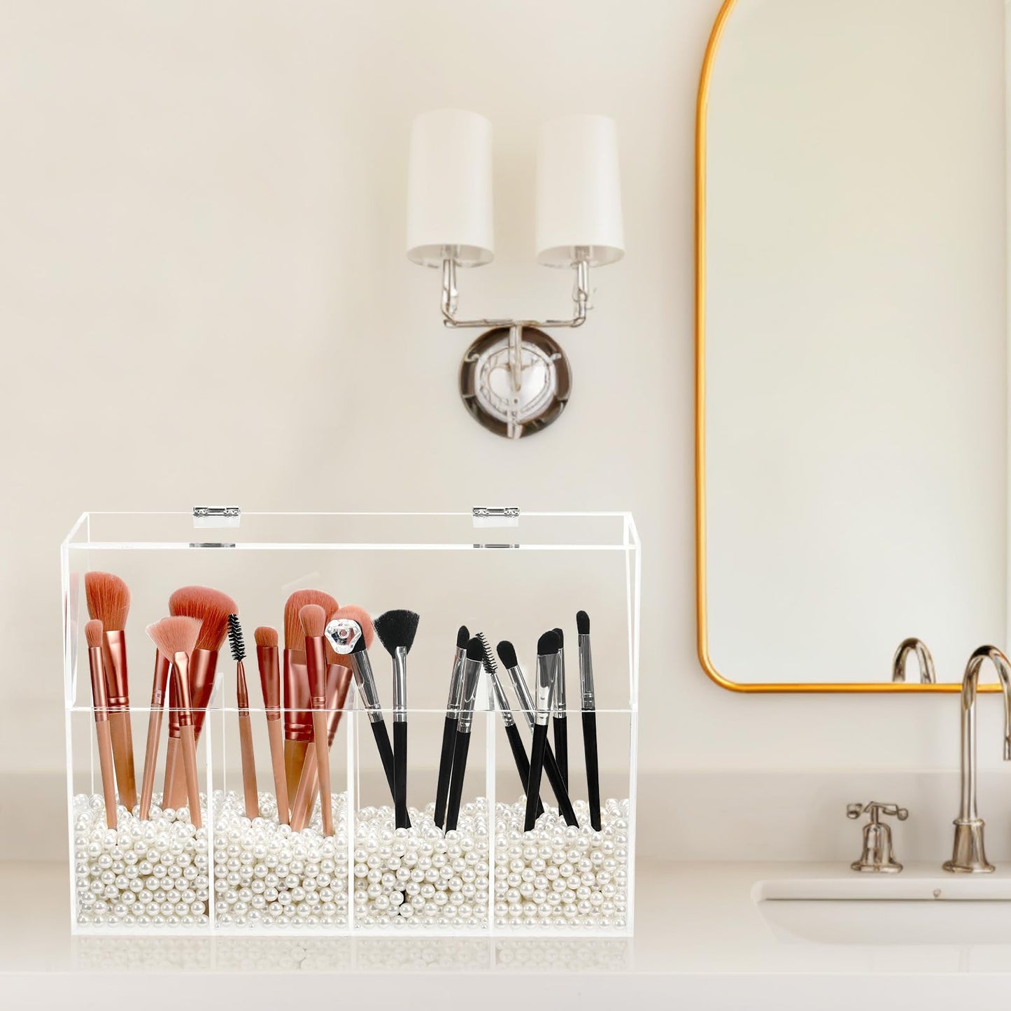Vevitts Acrylic Makeup Organizer, Clear Cosmetic Brush Storage Box With 4 Brush Holders,Makeup Brush Holder with Dust Cover, Large-capacity Split Design Can Quickly Organize the Desktop（No pearls）