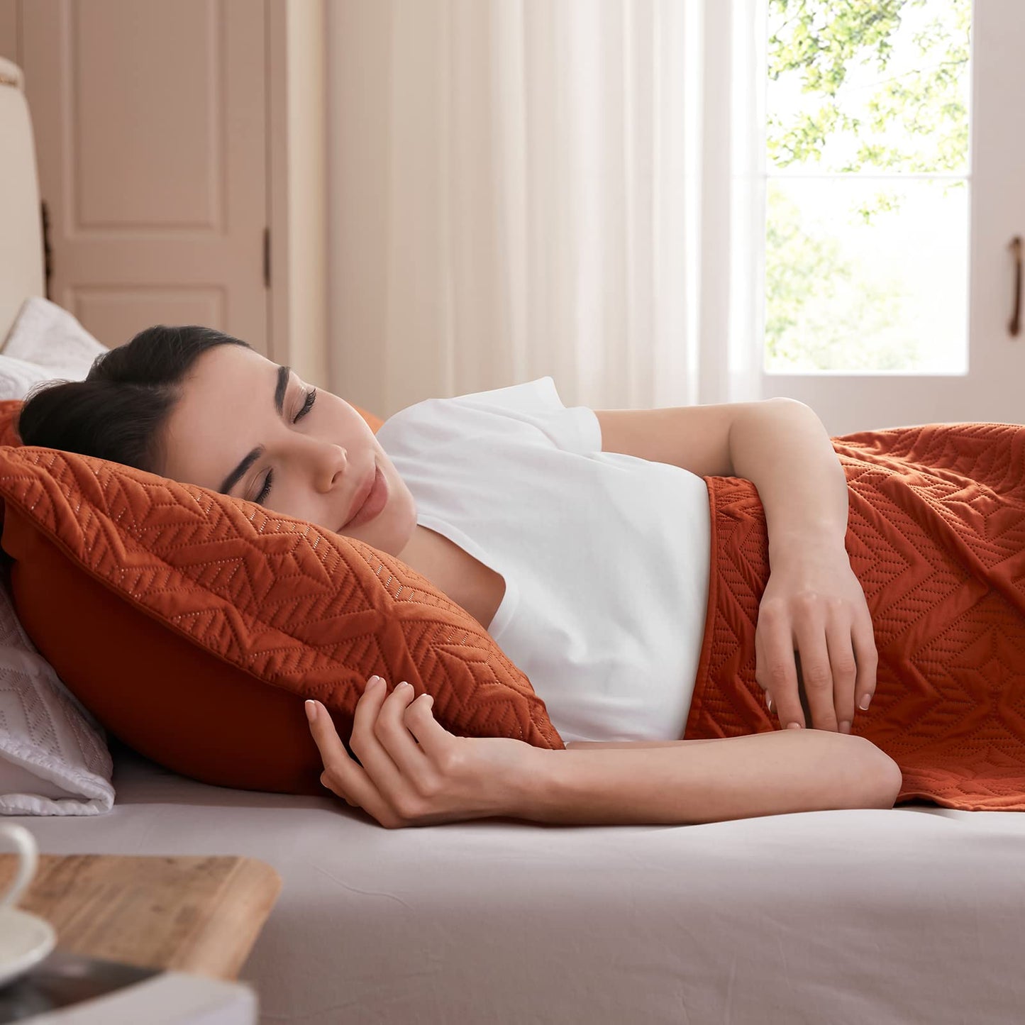 LEAONME Full/Queen Quilt Set 3 Pieces, Lightweight Burnt Orange/Rust Bedspread-90''x98'', Soft Microfiber Summer Quilt, Luxurious Warm Coverlet Set for All Seasons (Includes 1 Quilt, 2 Shams)