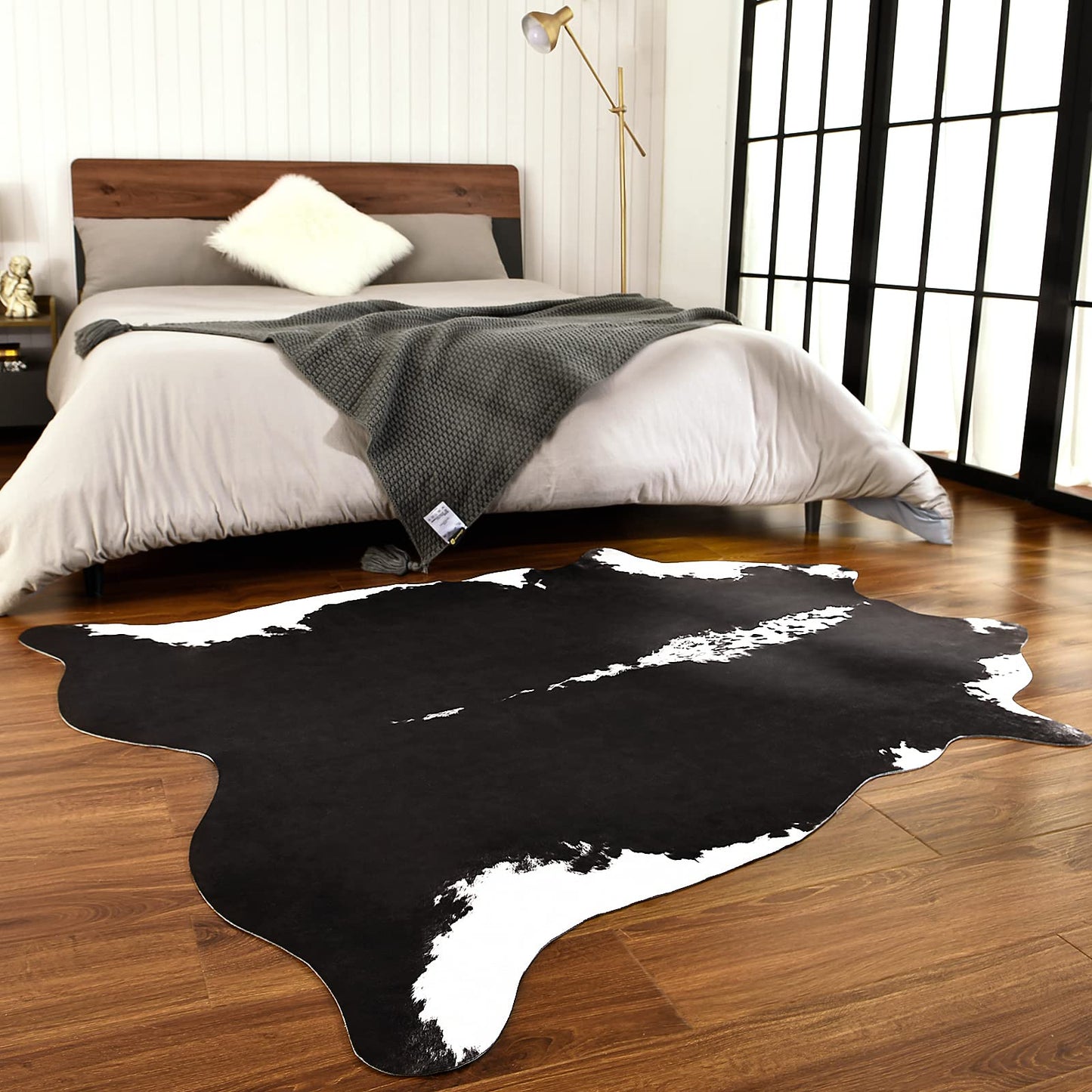 BENRON Premium Cowhide Rug Black, Faux Cow Hide Rugs for Living Room Bedroom Western Home Decor, Non Slip Cute Rug with Irregular Animal Skins and Hides, 5.2 x 6.2ft