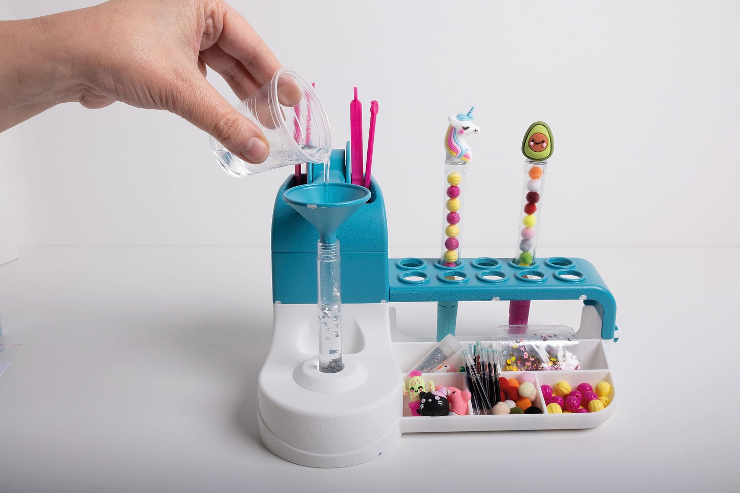Clementoni - Idea - Pen Creator Studio - Personalized Designs with 50 Accessories - Laboratory Science Set - Art and Craft Kit - Educational Playset - Multilingual - 18779