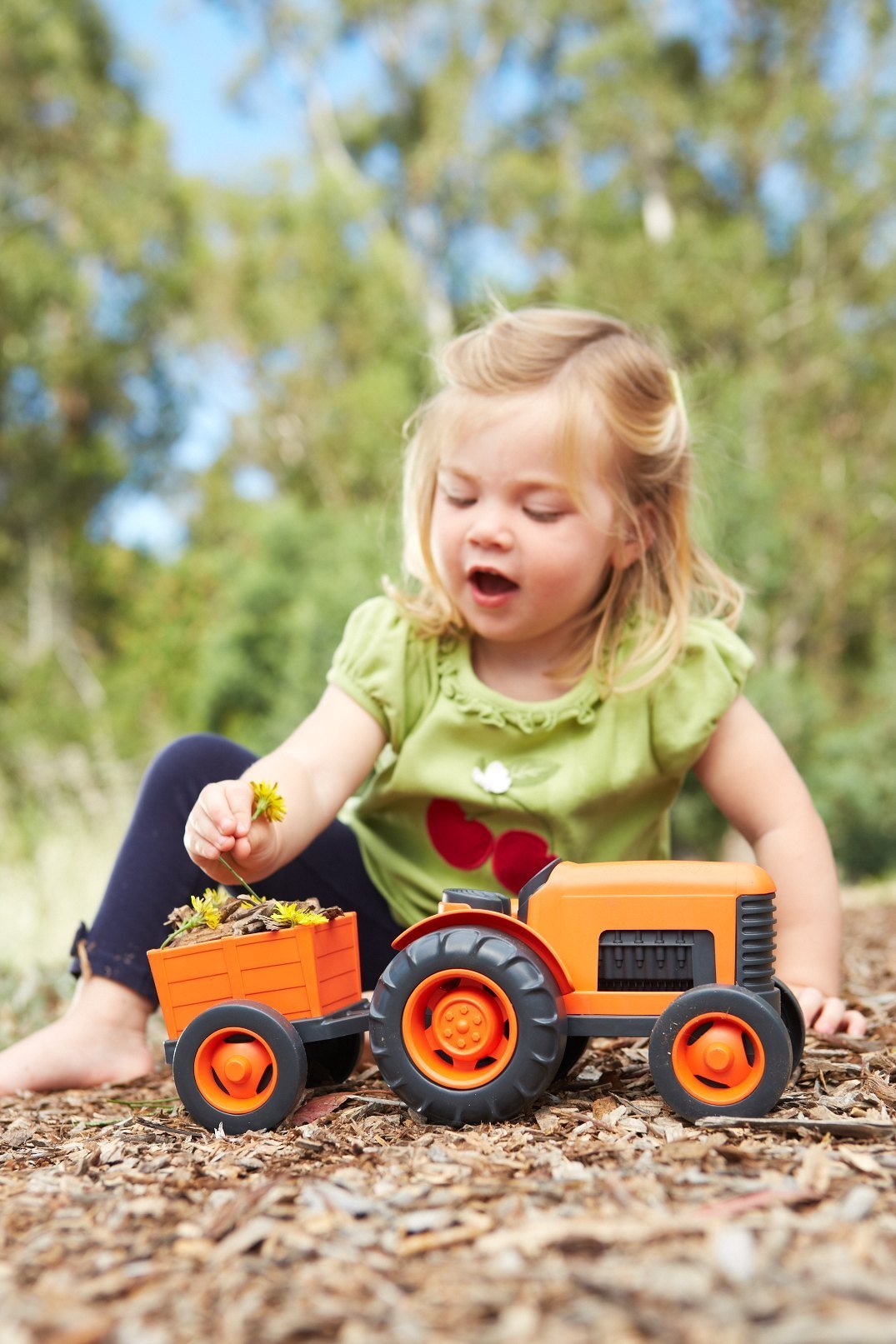 Green Toys Orange Tractor with Detachable Trailer Farm Toy for Toddlers, 100% Recycled Plastic, BPA-Free, Durable Indoor/Outdoor Vehicle, Eco-Friendly, Dishwasher-Safe, Ages 1+