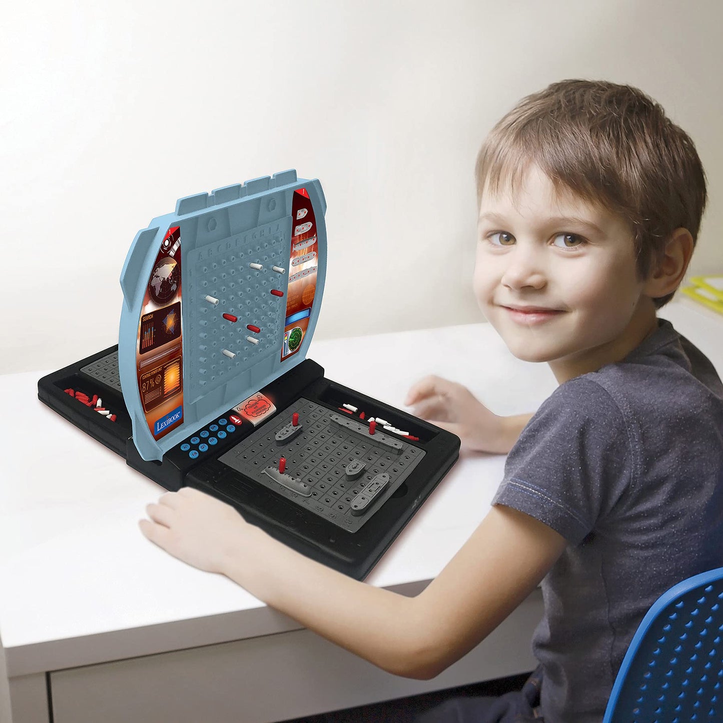 Lexibook Talking Sea Battle (French, English, Spanish, Portuguese), Electronic Board Game 1 or 2 Players, Interactive, Light and Sound Effects, Strategy, Battery Operated, Grey/Black, GT2800US