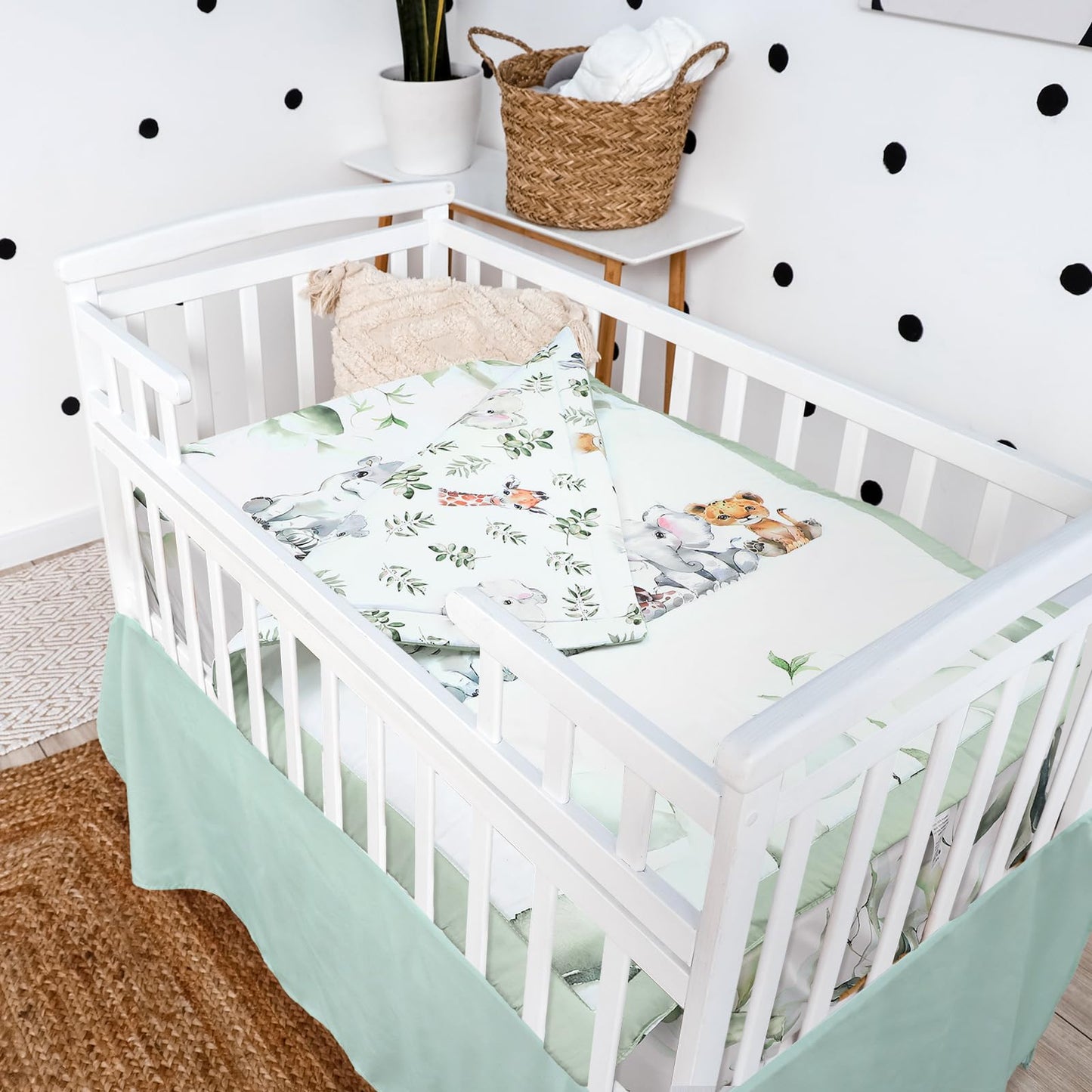 Hahafelt 3 Pcs Baby Crib Bedding Set Safari Animals Dinosaurs Bear Woodland Animals Jungle Crib Set Includes Quilt, Fitted Sheet, Skirt for Baby Boy Girl(Light Blue,Safari)