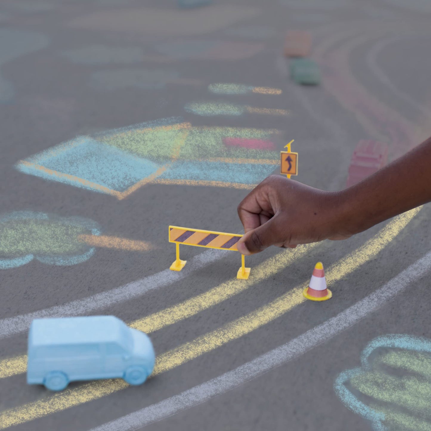 MindWare Oh So Fun! Cars and Trucks Sidewalk Chalk Set - Great Chalk For Toddlers Including Chalk Holders For Kids Ages 3+