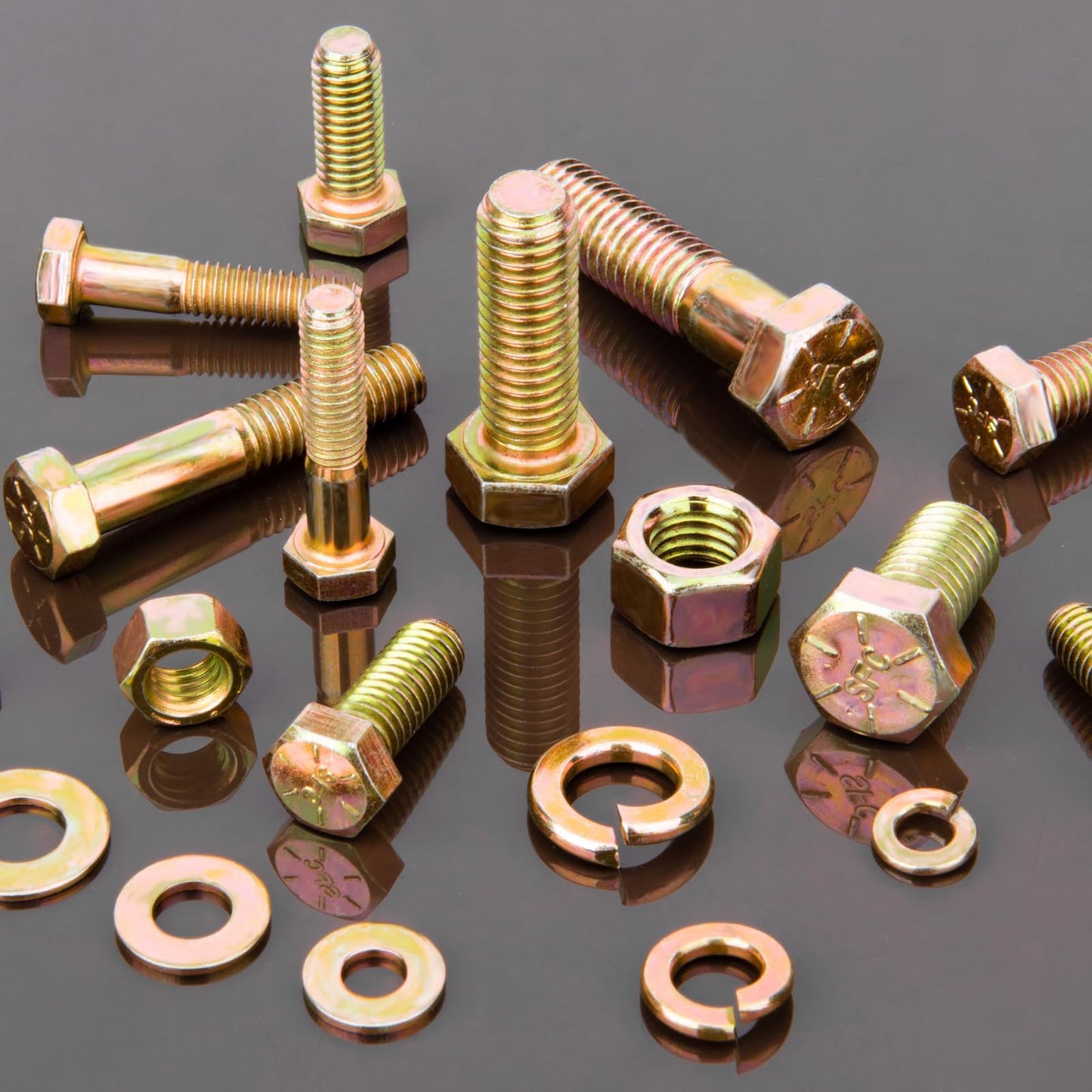 626PCS Grade 8 Nuts and Bolts Kit, Heavy Duty SAE Bolt Assortment Set, Including 1/4-20 5/16-18 3/8-16 1/2-13 SAE Sizes