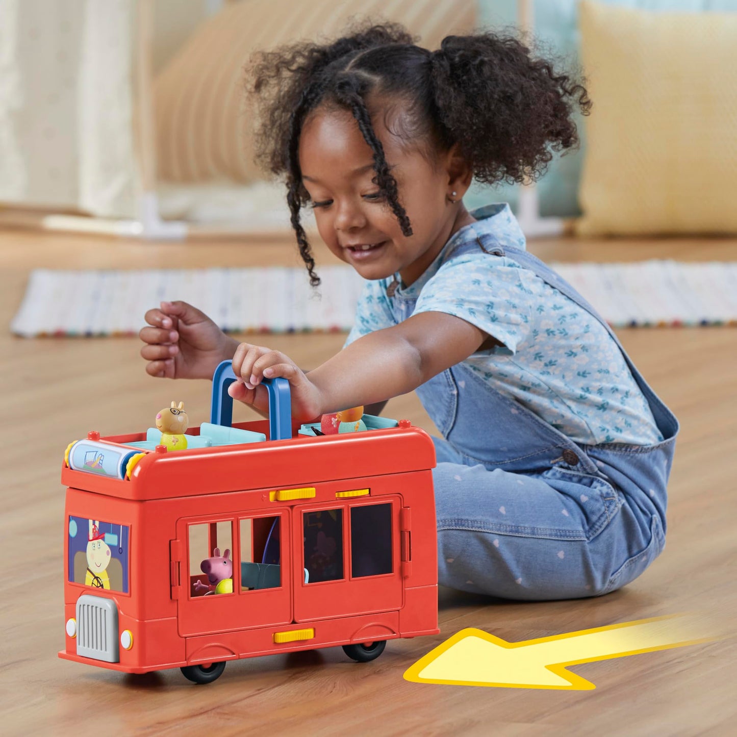 Peppa Pig 2-in-1 Party Bus Playset with 3 Figures and 13 Accessory Pieces, Preschool Toys for Girls and Boys, Kids Gifts, Ages 3+