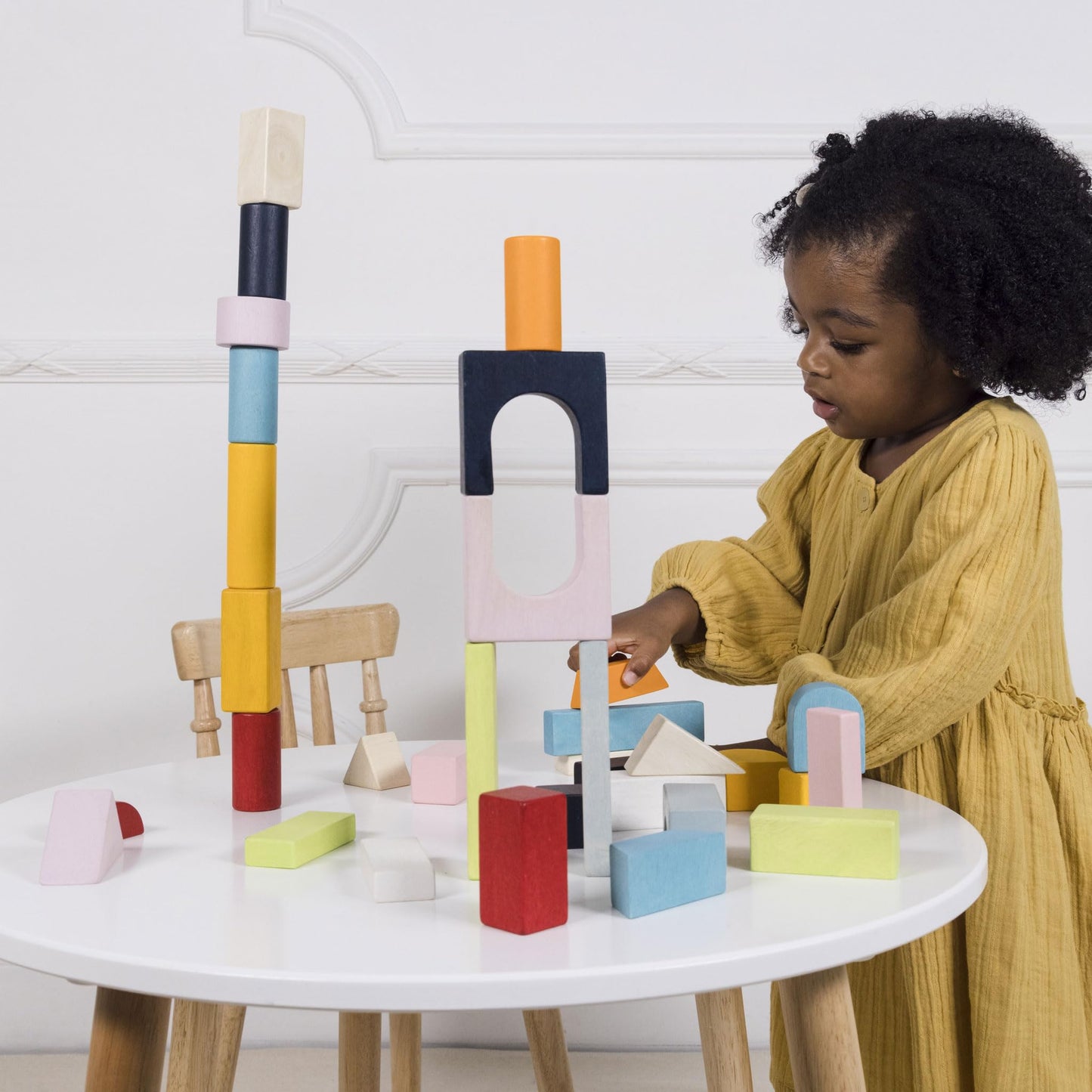 Le Toy Van - Educational Wooden Building Blocks 60 Piece Set Toy | Montessori Style Shape & Colour Development Toy - Suitable for 12 Months + (PL135)