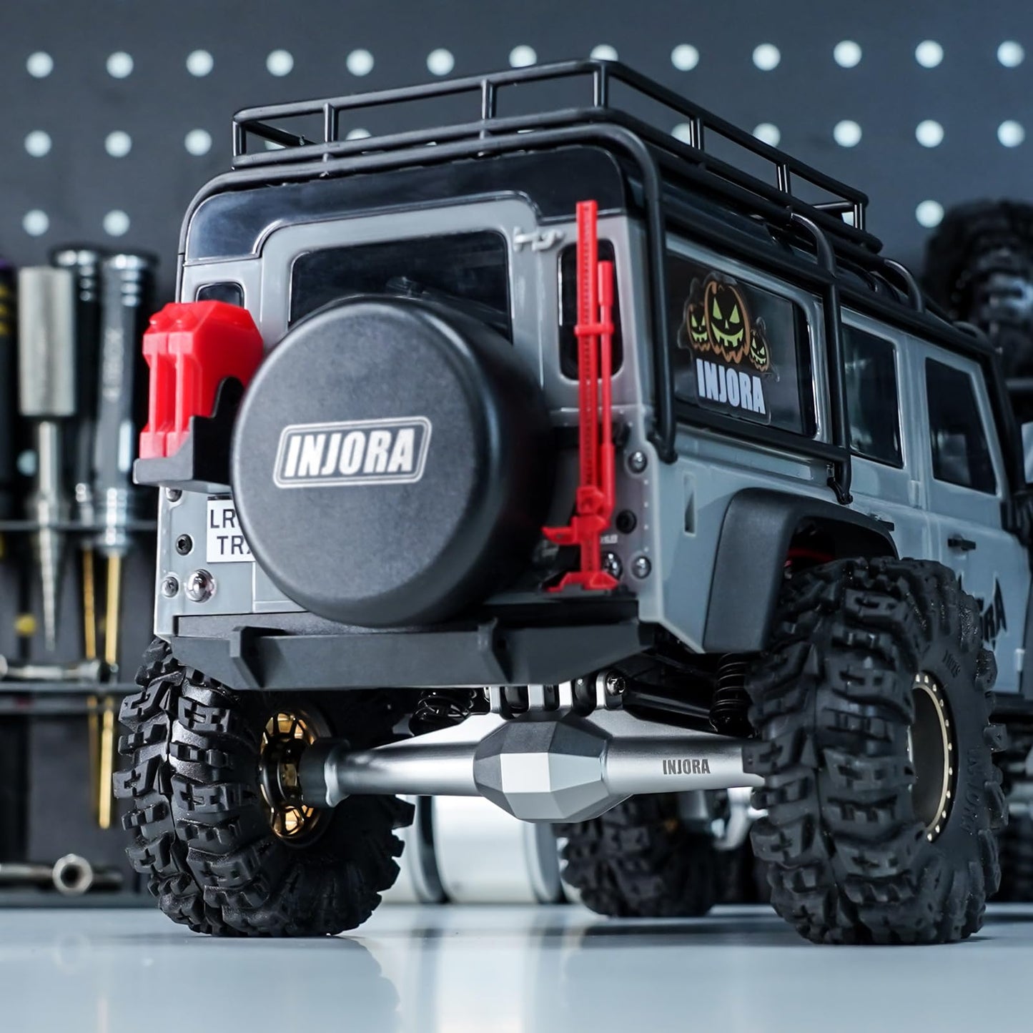 INJORA +4mm Diamond Axles with Lay Down Servo Mount & Links for 1/18 TRX4M(Silver)