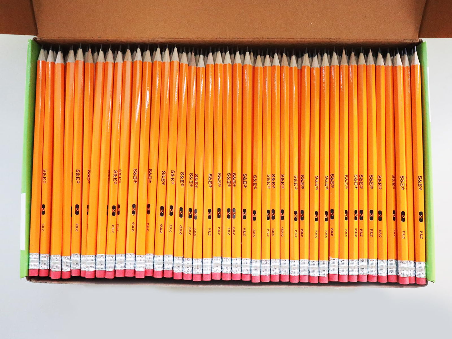 S & E TEACHER'S EDITION 600 Pack Pre-sharpened #2 Pencils with Erasers – Bulk Yellow Woodcase HB Lead Pencils for Classrooms, Standardized Tests, Offices & Back to School – No.2 Pencil Value Box