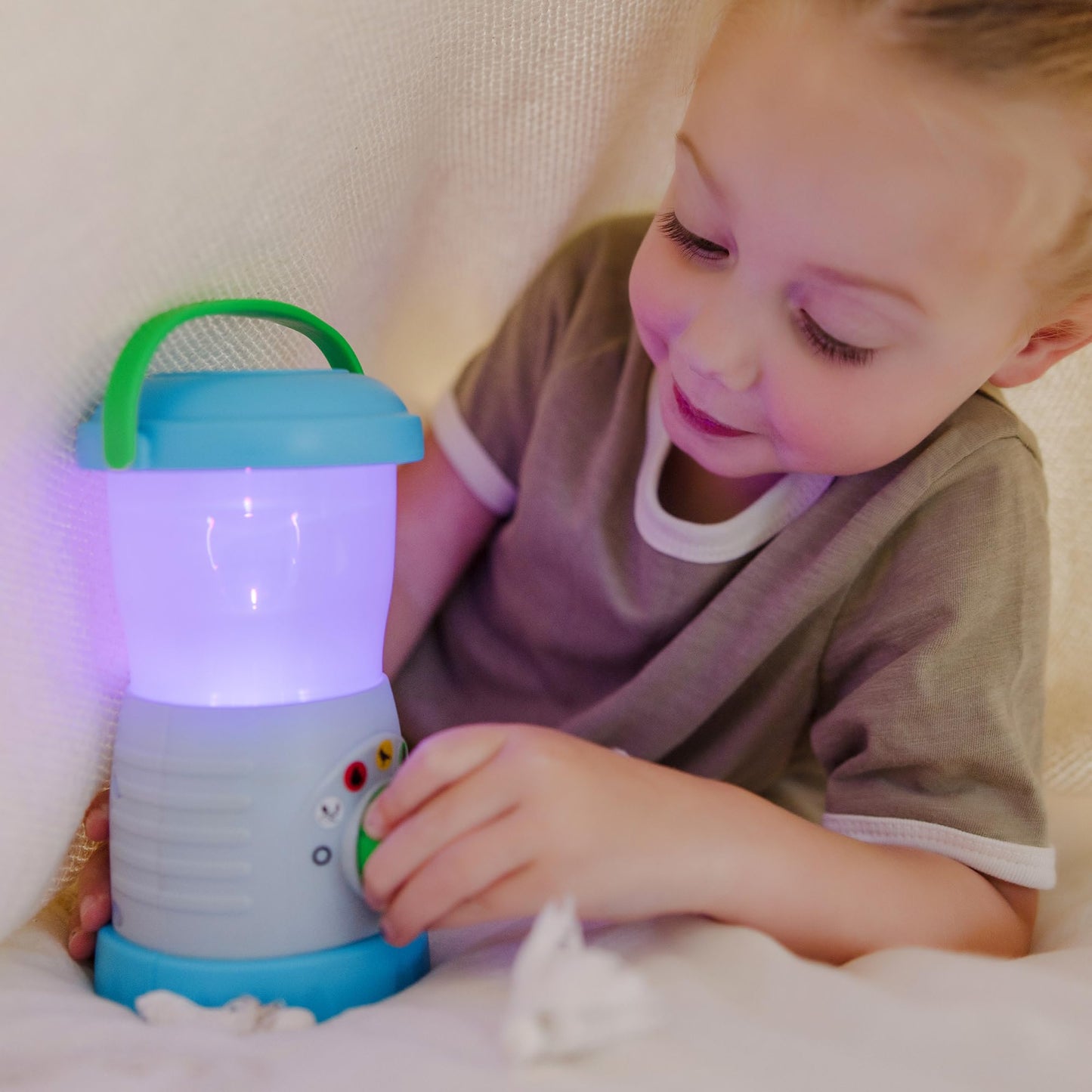 Melissa & Doug Let’s Explore™ Light & Sound Camping Lantern Play SetToddler Flashlight, Toy Lanterns for Toddlers and Kids 3+