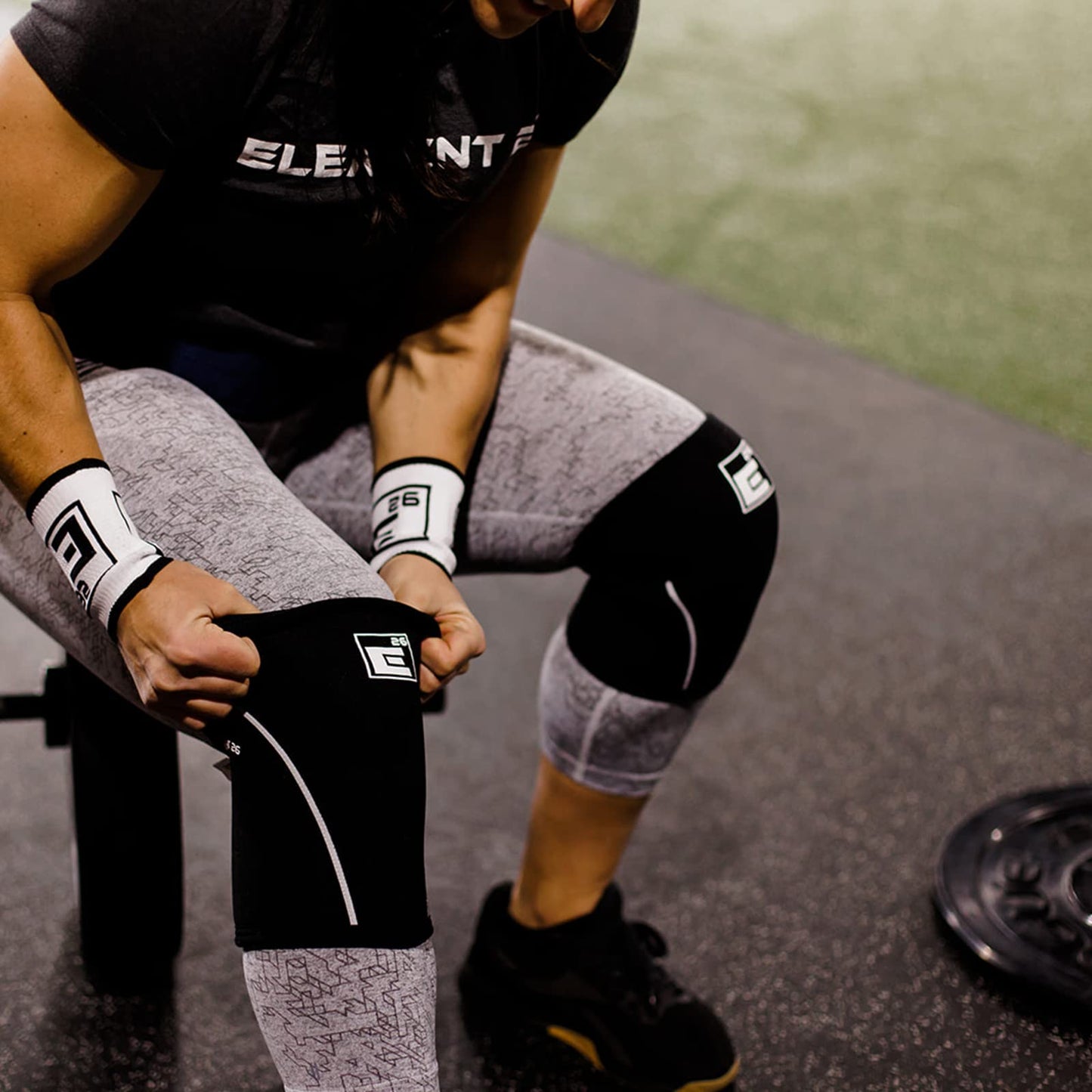 Knee Sleeves for Weightlifting (Sold as a Pair) - 6mm Neoprene for Optimal Compression, Mobility, and Warmth - Perfect for Functional Fitness, Squats, Deadlifts, Olympic Lifting (Medium)