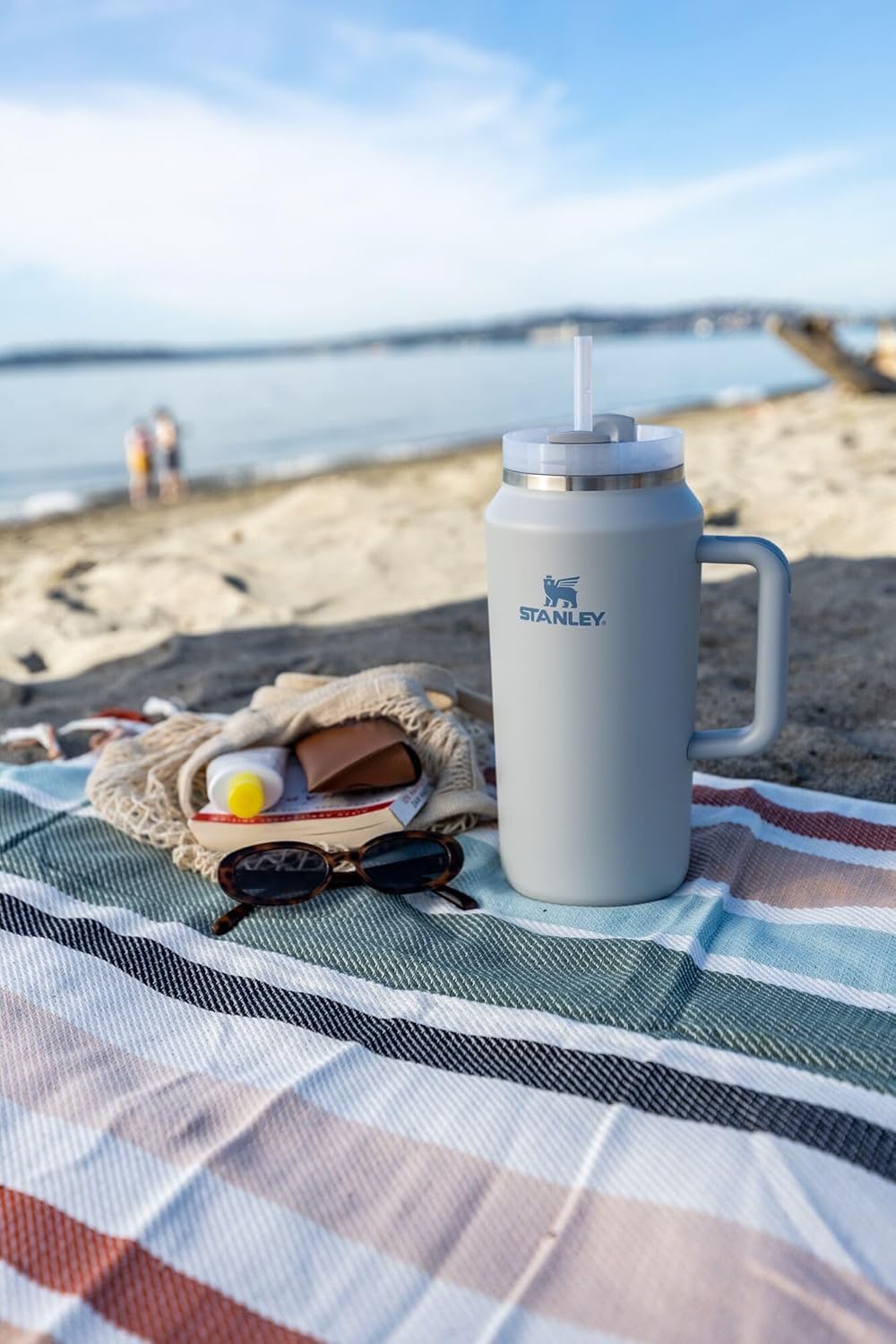 STANLEY Quencher H2.0 Tumbler with Handle & Straw 64 oz | Flowstate 3-Position Lid | Large Capacity for Travel & Sports | Insulated Stainless Steel Cup | BPA-Free | Fog