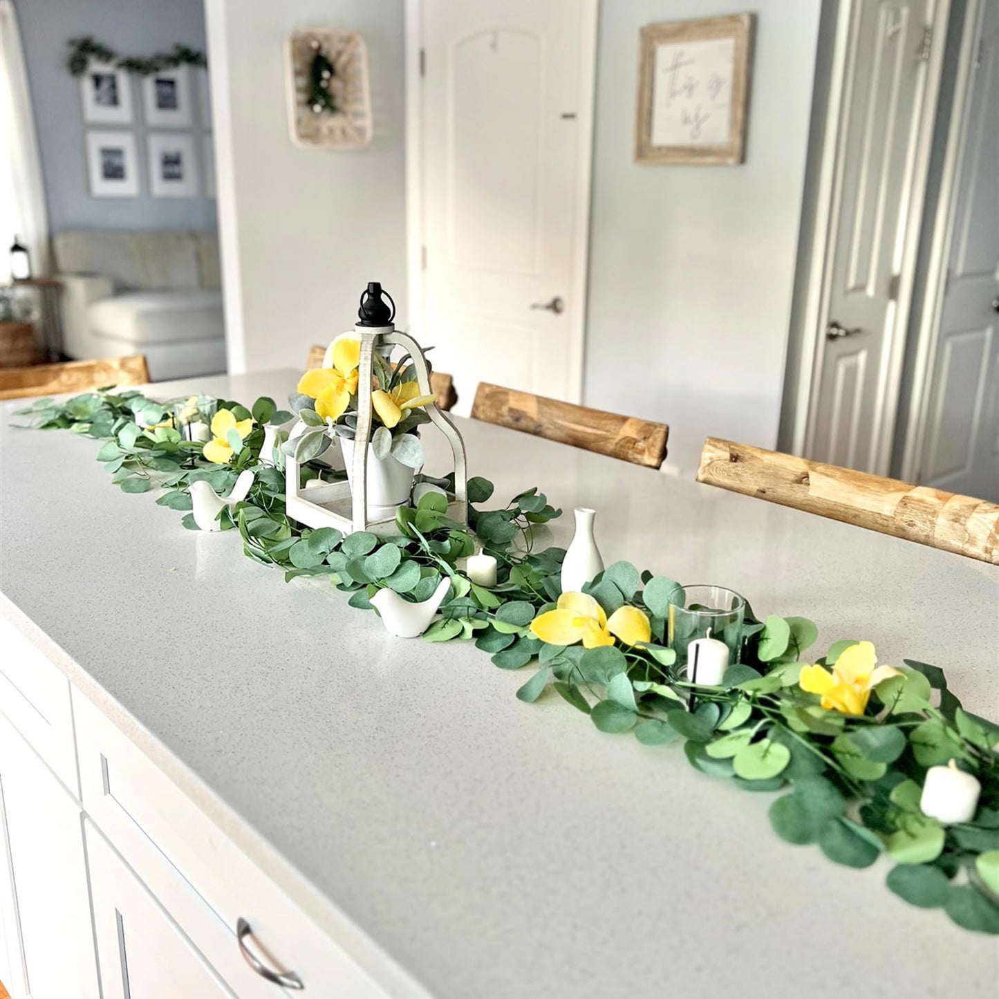 CQURE 36Pcs Eucalyptus Garland,Artificial Eucalyptus Leaves Table Greenery Garland Wreath Vines for Wedding Party Table Fireplace Bedroom Wall Decor