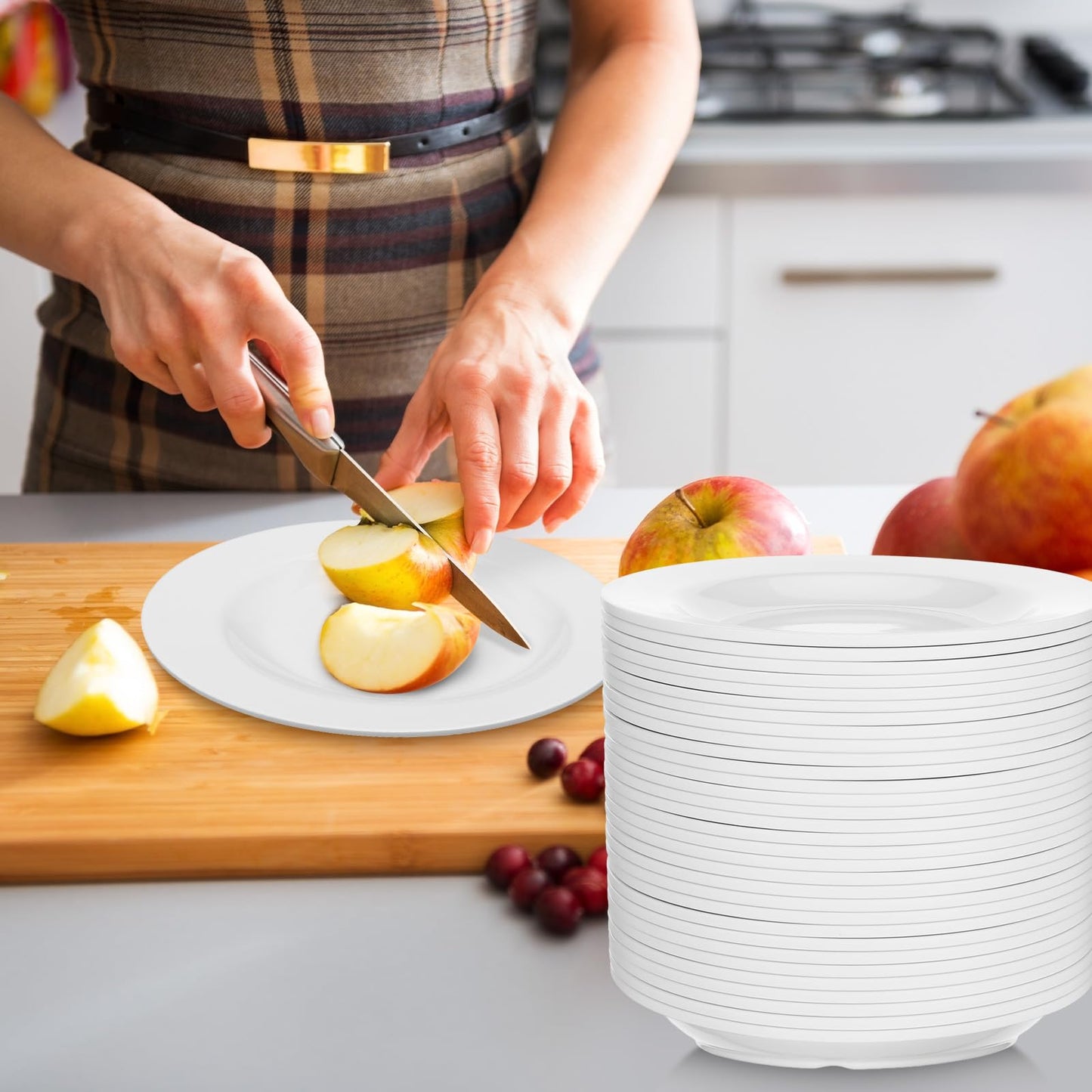 Vesici 36 Pieces Melamine Appetizer Plates 5.91 Inch Melamine Dessert Plates Small White Round Lightweight Saucers Serving Dish Catering for Appetizer Snacks Dinner Wedding Party