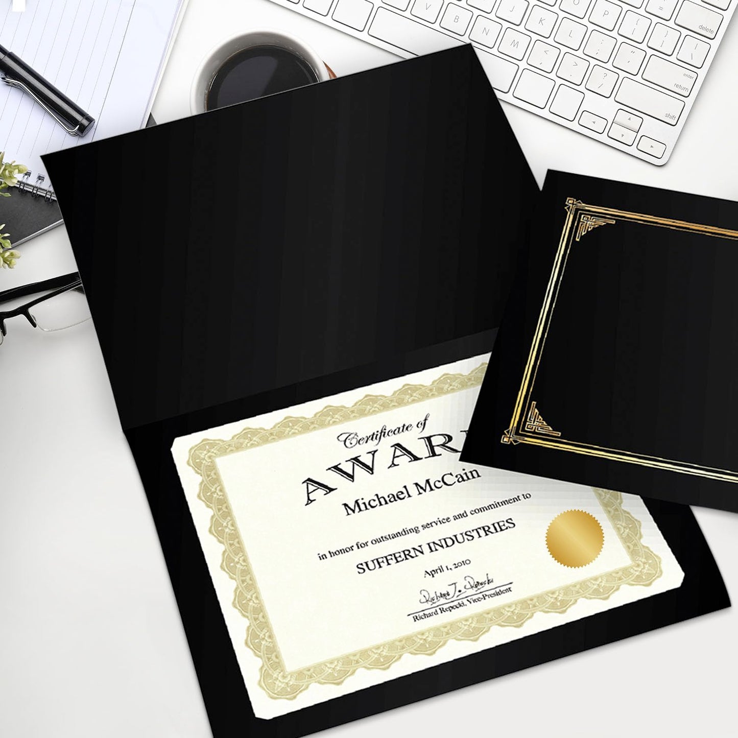 Geographics Optima Gold Blank Award Certificate Paper with Gold Foil Seals, 8.5 x 11, Seal 1.75" (Pack of 200)