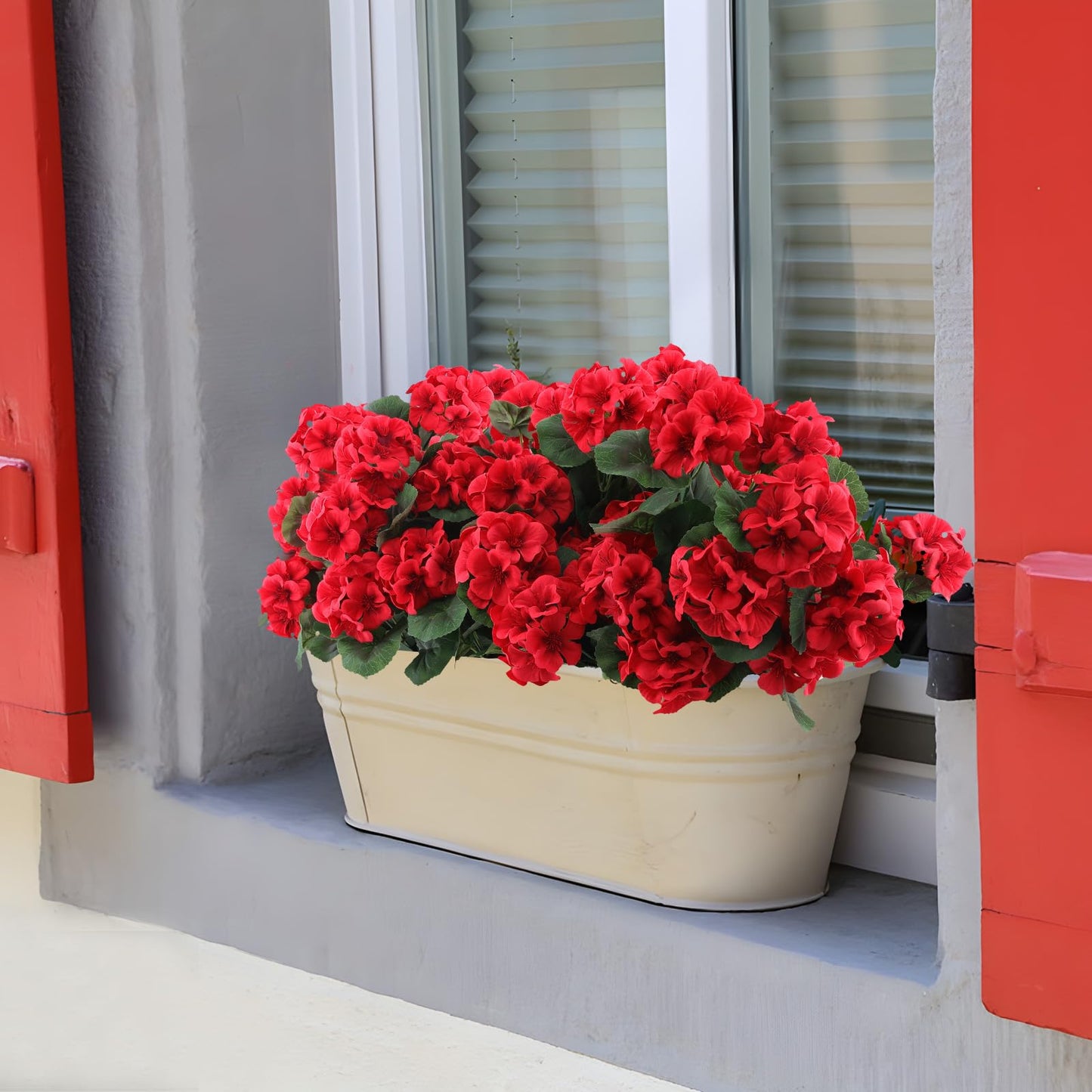 Hananona 24 Pcs Artificial Geranium Flowers for Outdoors Geranium Silk Red Flowers Outdoor UV Resistant Garden Plants Faux Flower for Christmas Home Kitchen Table Centerpieces Decor (24, Red)