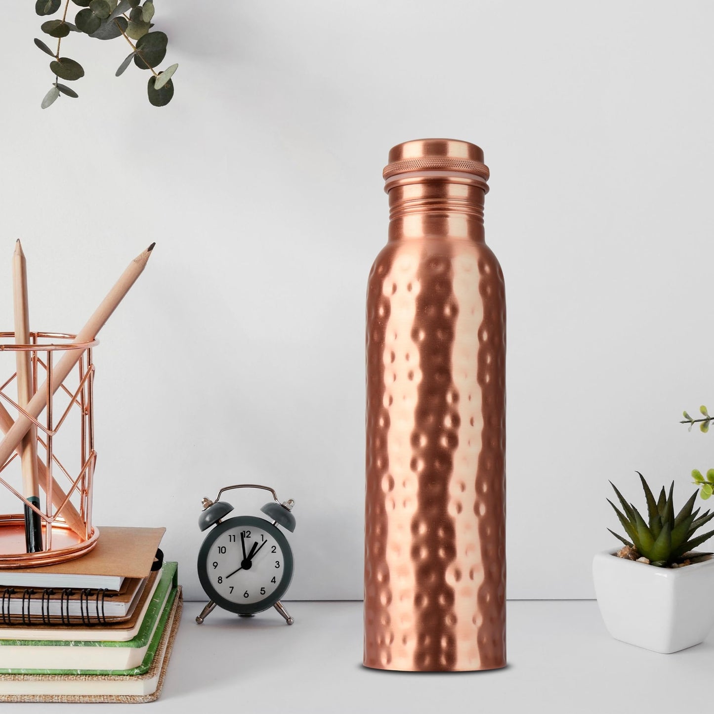 ANTIQUANA 34 Oz Pure Copper Water Bottle Set – Leak-Proof Hammered Design with Tumbler, Carrying Bag & Smooth Finish Decorative – Copper Home Decore