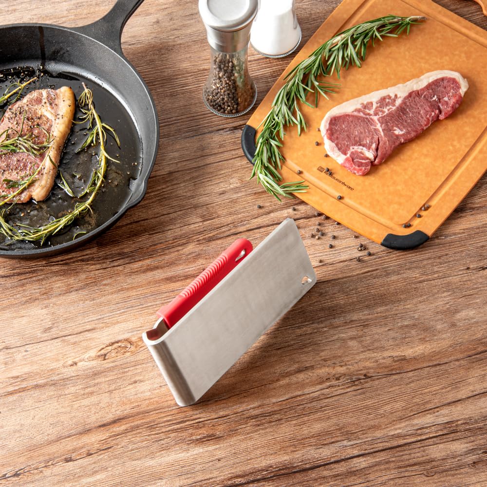 Restaurantware Met Lux 8.5 x 4.3 Inch Steak Press 1 Heavy-Duty Grilling Weight - 2.8 Pounds Flat Bottom 18/8 Stainless Steel Meat Press Dishwashable With Removable Silicon Handle