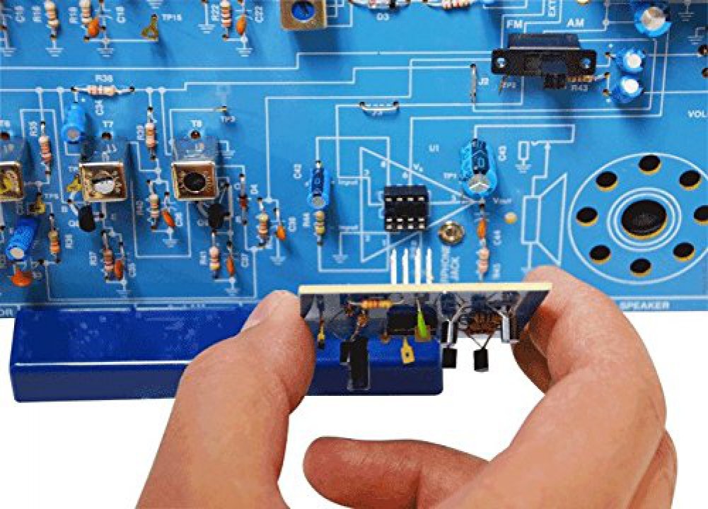 Elenco AM/FM Radio Kit |Switch Between ICs & Transistors | Solder | Great STEM Project | Superheterodyne Designed to AM and FM Broadcasts | SOLDERING REQUIRED