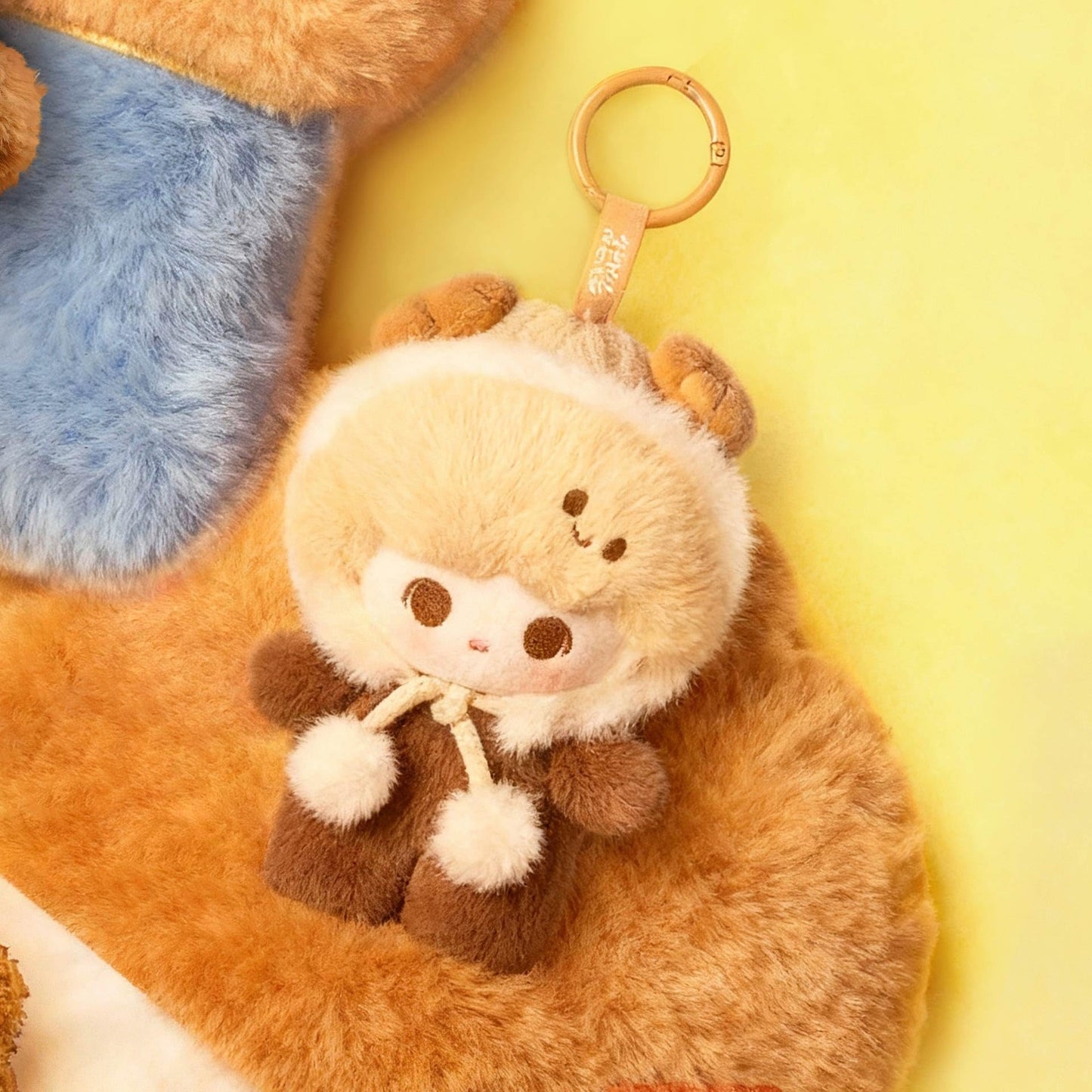 POP MART POP Bean Fluffy & Cozy Series-Plush Pendant Blind Box, Blind Box Action Figures, Random Design Collectible Toys for Home Decor, Birthday Gifts for Girls Boys Women Men, Single Box