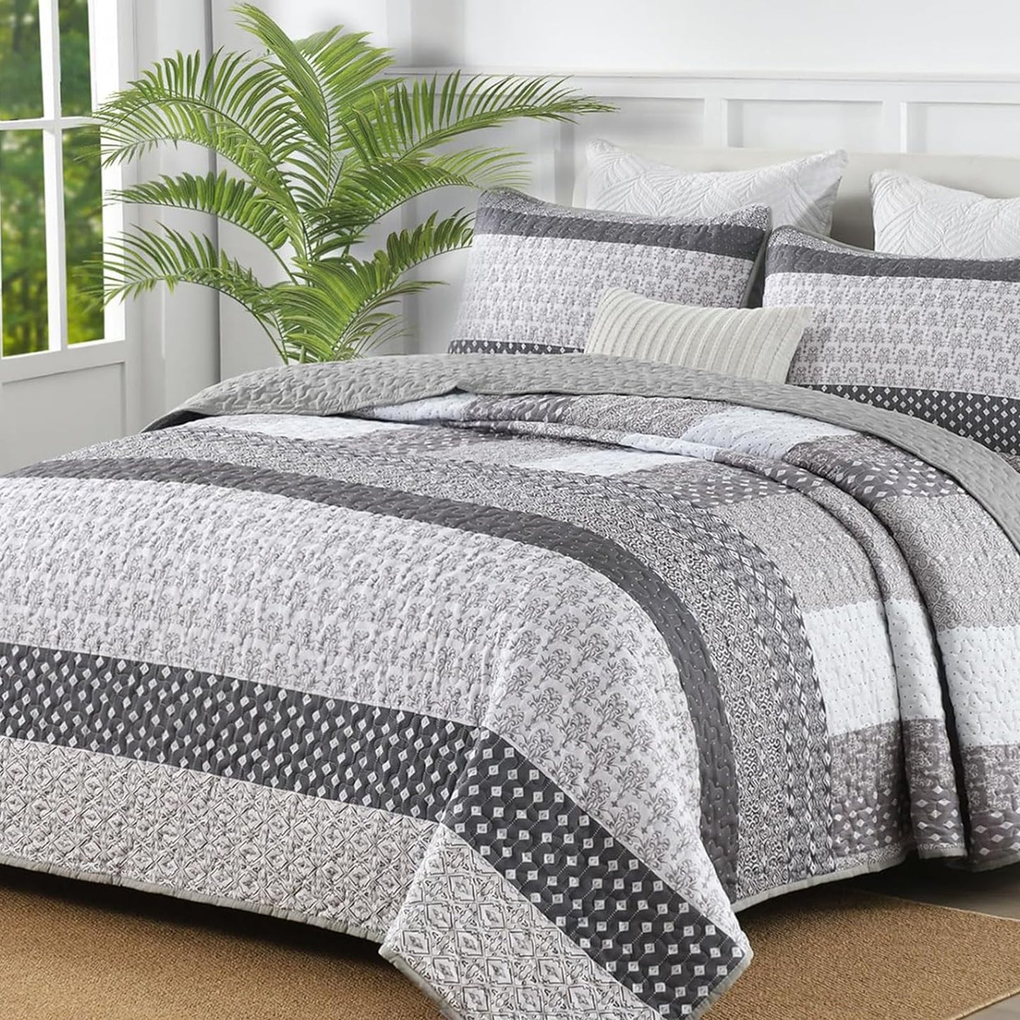WONGS BEDDING Grey Quilt King Size, Bohemian Stripe Quilt Sets 3 Pieces Boho Quilted Bedspread Set Lightweight Microfiber Coverlet Bedding Set All Season (104"x90")