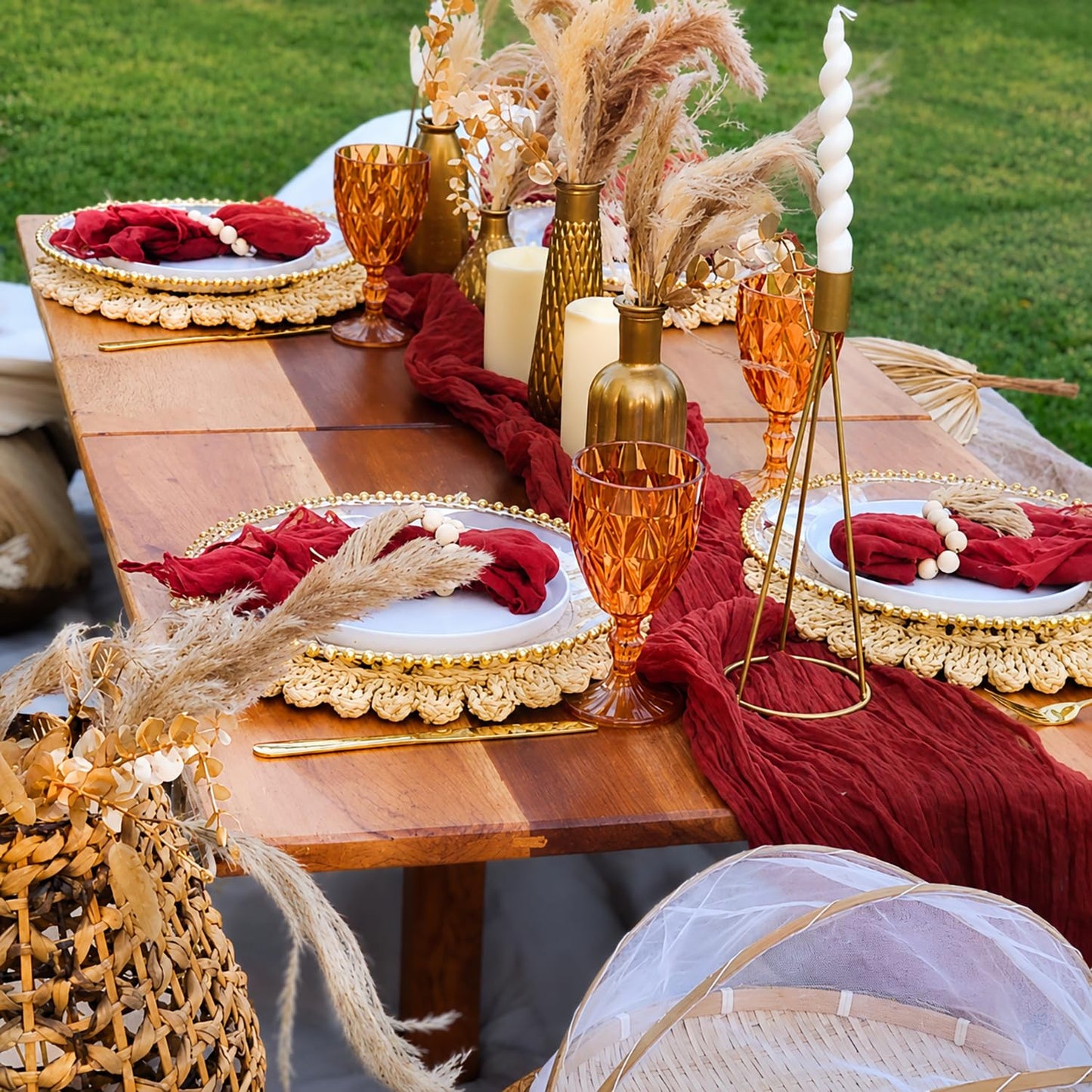 DELAQIKO 13.8" Round Corn Husk Placemats | Boho Woven Rattan Table Mats | Natural Spring Farmhouse Plate Chargers | Handmade Rustic Wicker Place Mats for Christmas Wedding (Set of 6)