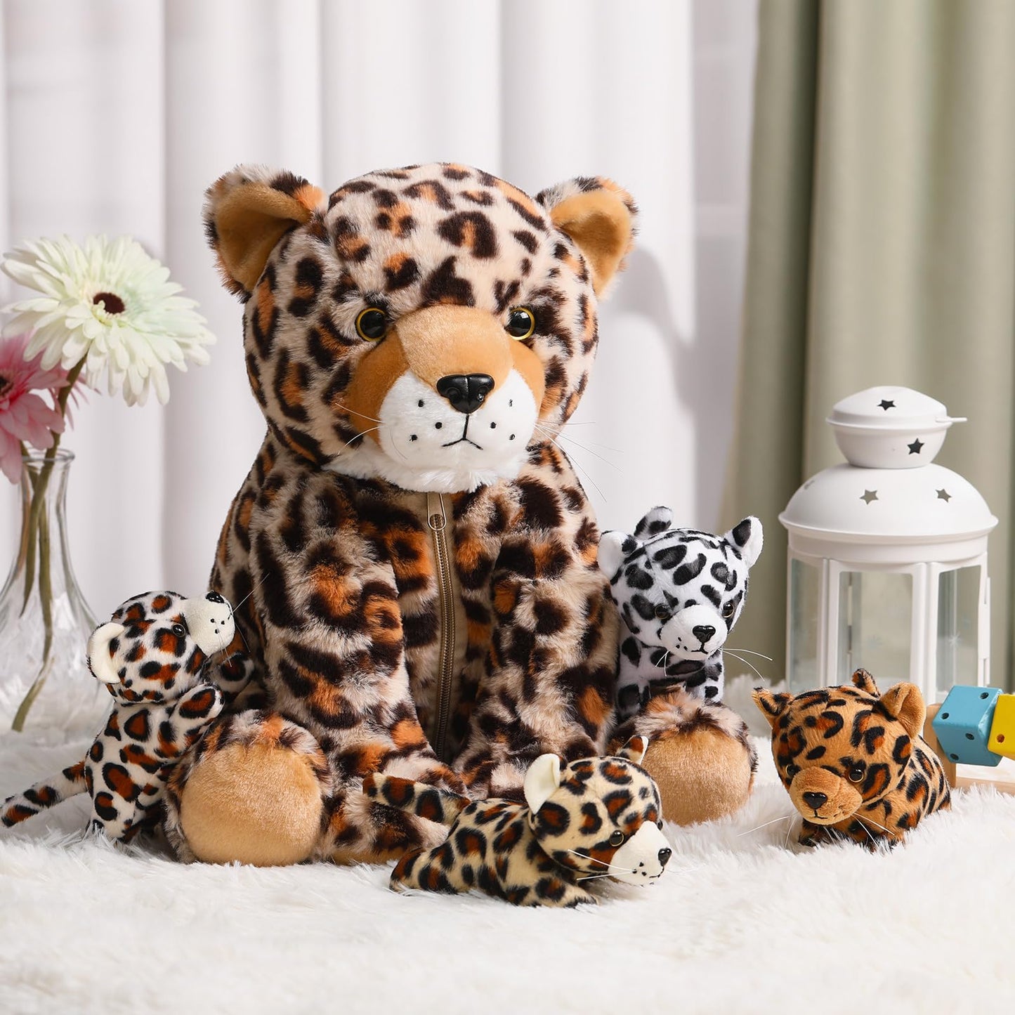 Silipull 5 Pcs Cheetah Stuffed Animals for Kids Large Mommy Cheetah Plush with 4 Baby Leopard Plush Toys in Tummy for Girls Boys Birthday Forest Party Decors(Sitting Style)