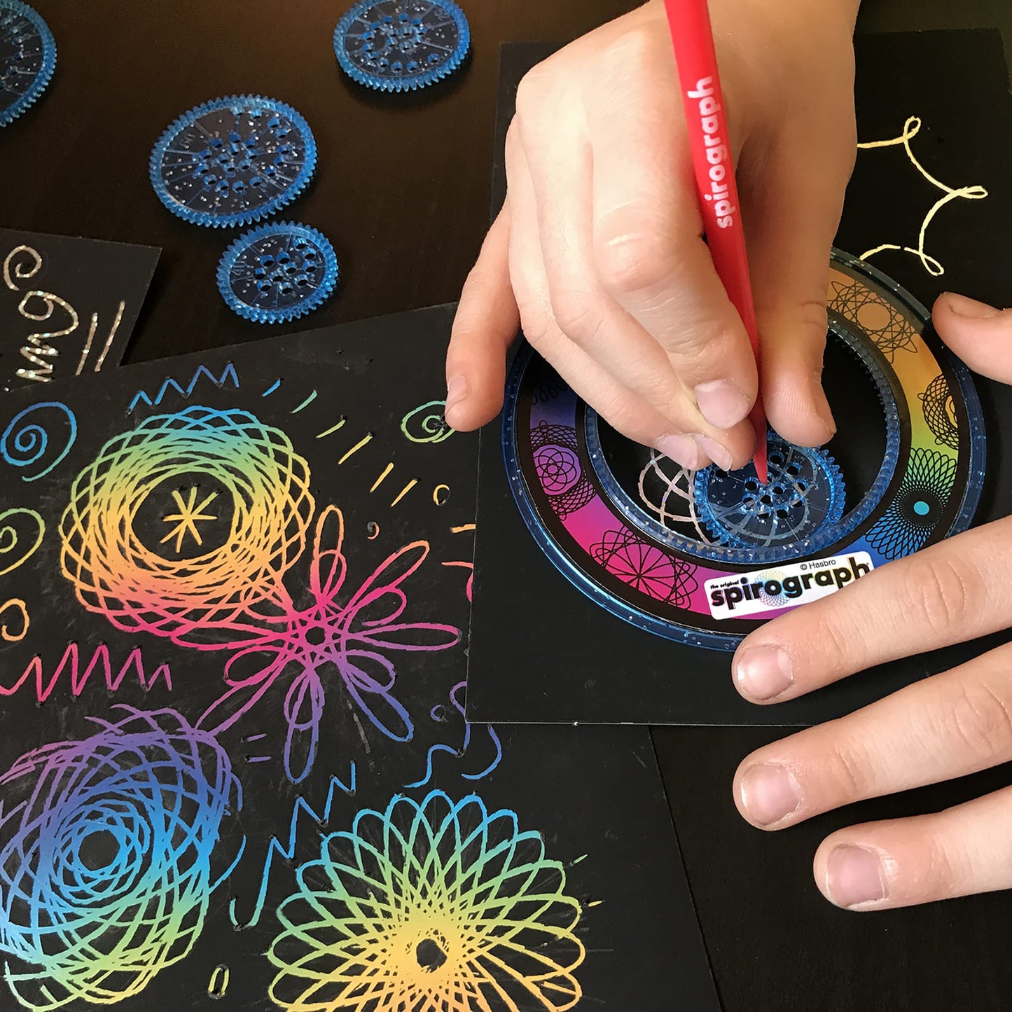 Spirograph Scratch & Shimmer | Create Amazing Multicoloured & Sparkly Designs | Includes Scratch Sheets, Sticker Sheets & Glitter Precision Wheels | Creative Arts & Crafts Activity | for Ages 8+