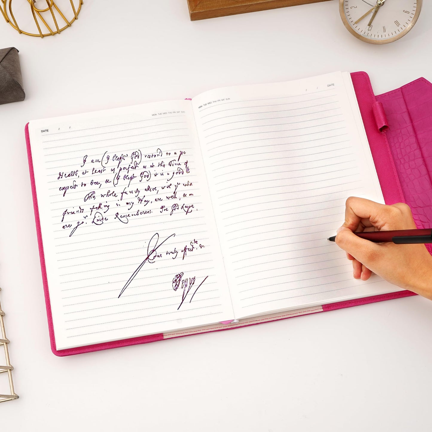 CAGIE Diary for Women Gift, 7.5 x 10 Inch Large Journal with Lock More Secure，220 Pages Refillable Journal for Writing, Business Birthday Gift for Women, Rose Red