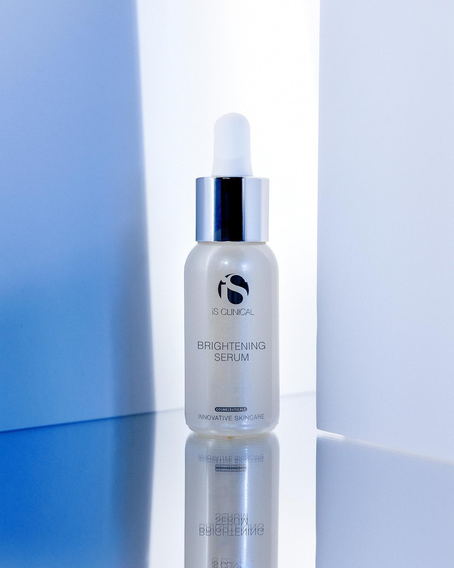 iS Clinical Brightening Serum 0.5 Fl Oz