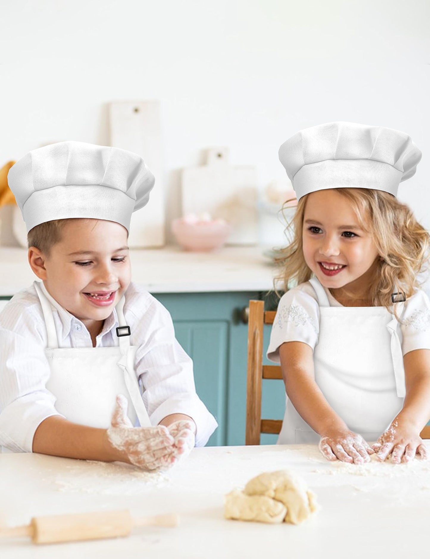 IAGBIBUI Kids Apron and Chef Hat Set, 24 Pieces Boys Girls Kids Apron with 2 Pockets Adjustable for Cooking Classroom Baking Painting, 6-13 Years, White