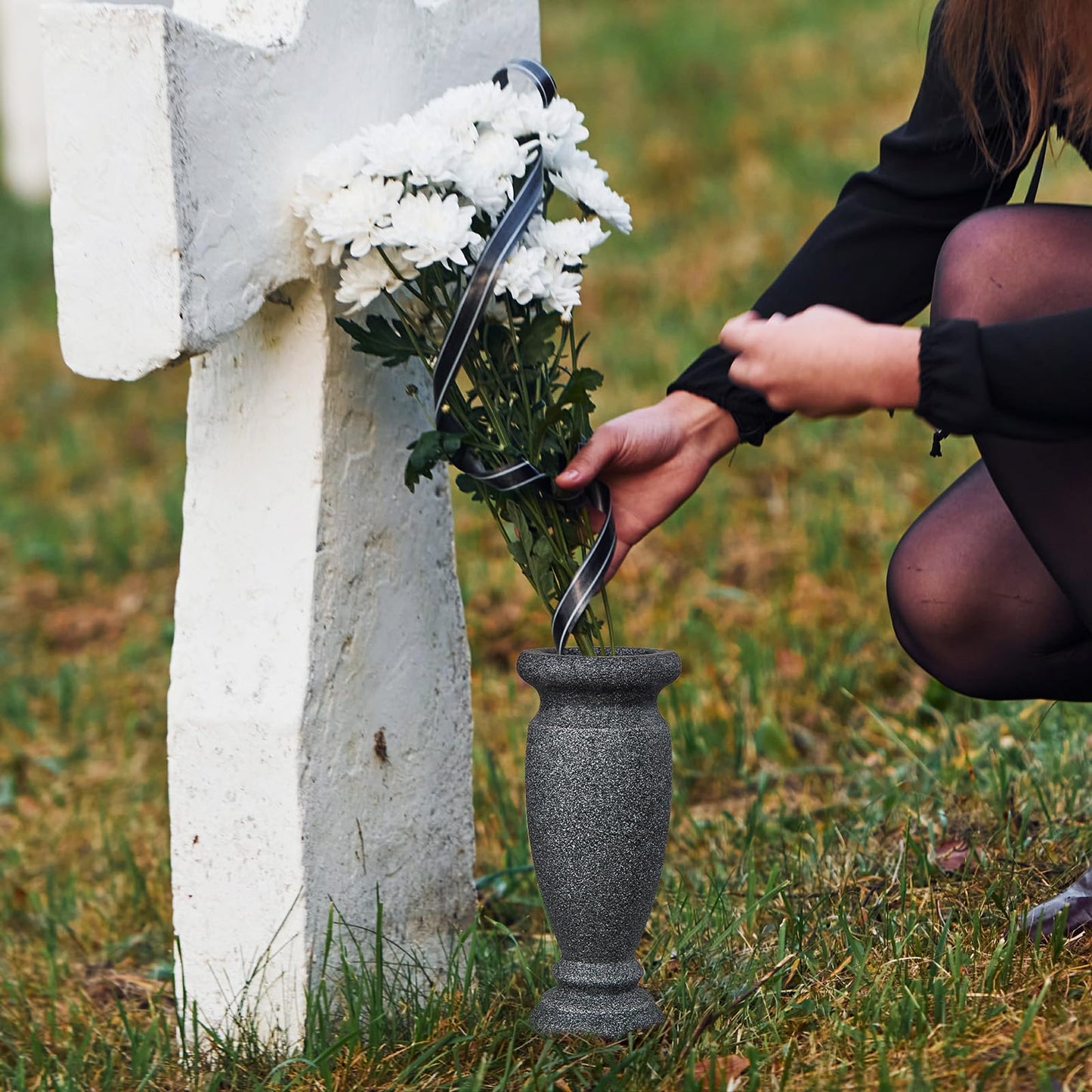 Cemetery Vase, Resin Grave Vase Memorial Flowers Vases for Home Tabletop, Artificial or Fresh Flowers, Cemetery Grave Headstone Decorations (2Pcs, Grey), No Draining Holes
