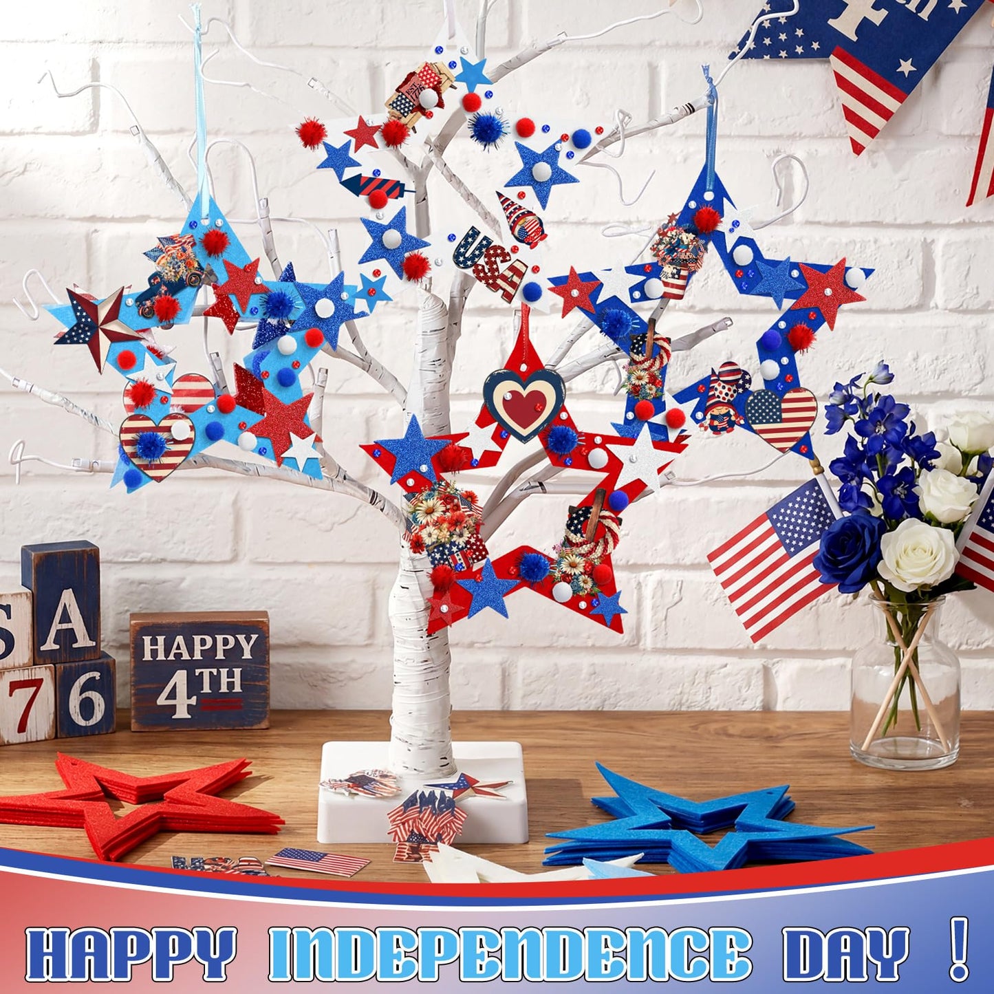 SmoothNovelty 437 Pcs 4th of July Wreath Craft Kit Patriotic DIY Craft Kit Memorial Day Wreath Hanging Ornament with Star Felt Sticker for Red White and Blue 250th Anniversary Party Activities Decor