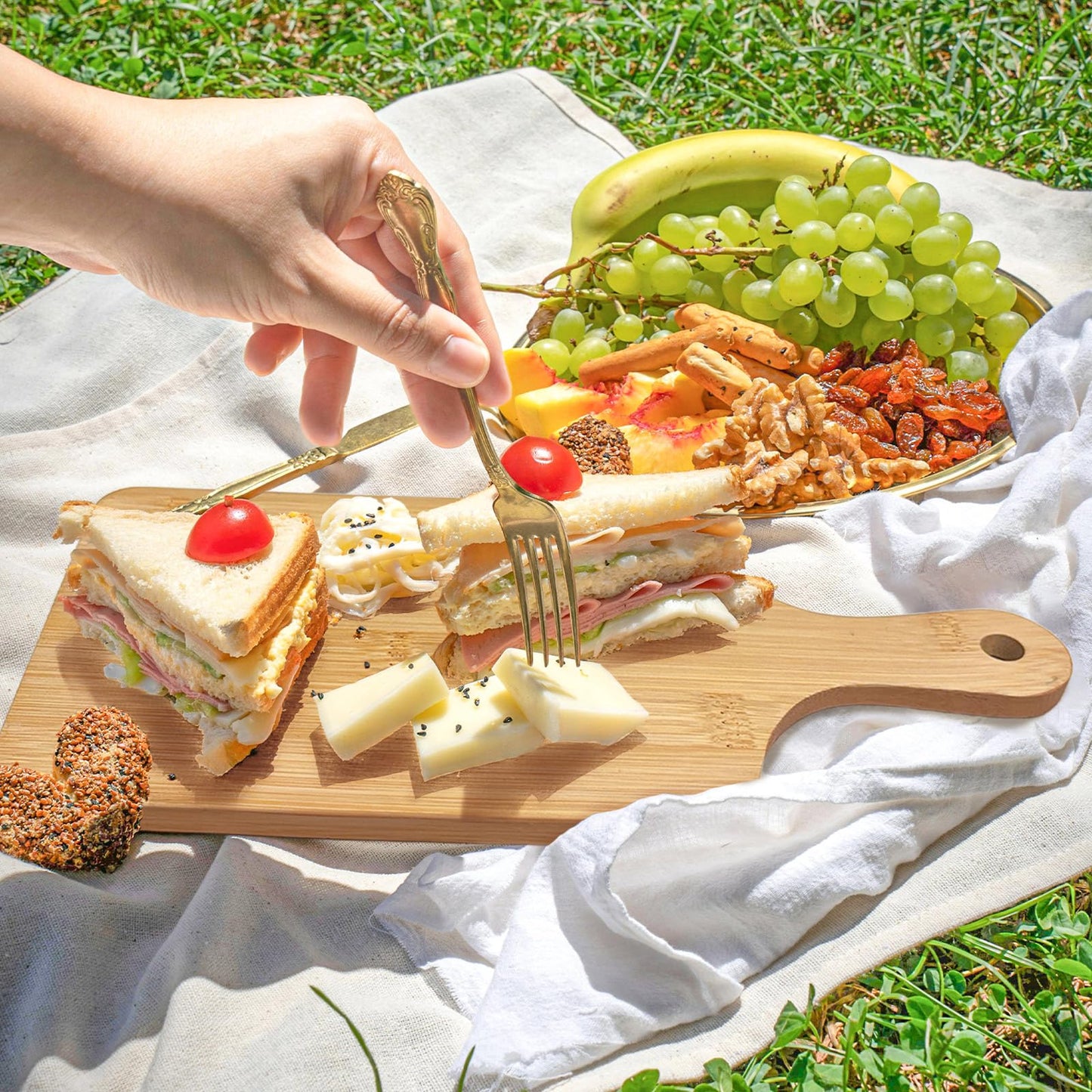 30 Pcs Cutting Boards with Handle 11" x 5" Wood Chopping Board Bulk Charcuterie Wooden Boards Laser Engraving Serving Tray Bulk for DIY Christmas Wedding Housewarming Gift Cooking Decor (Bamboo)