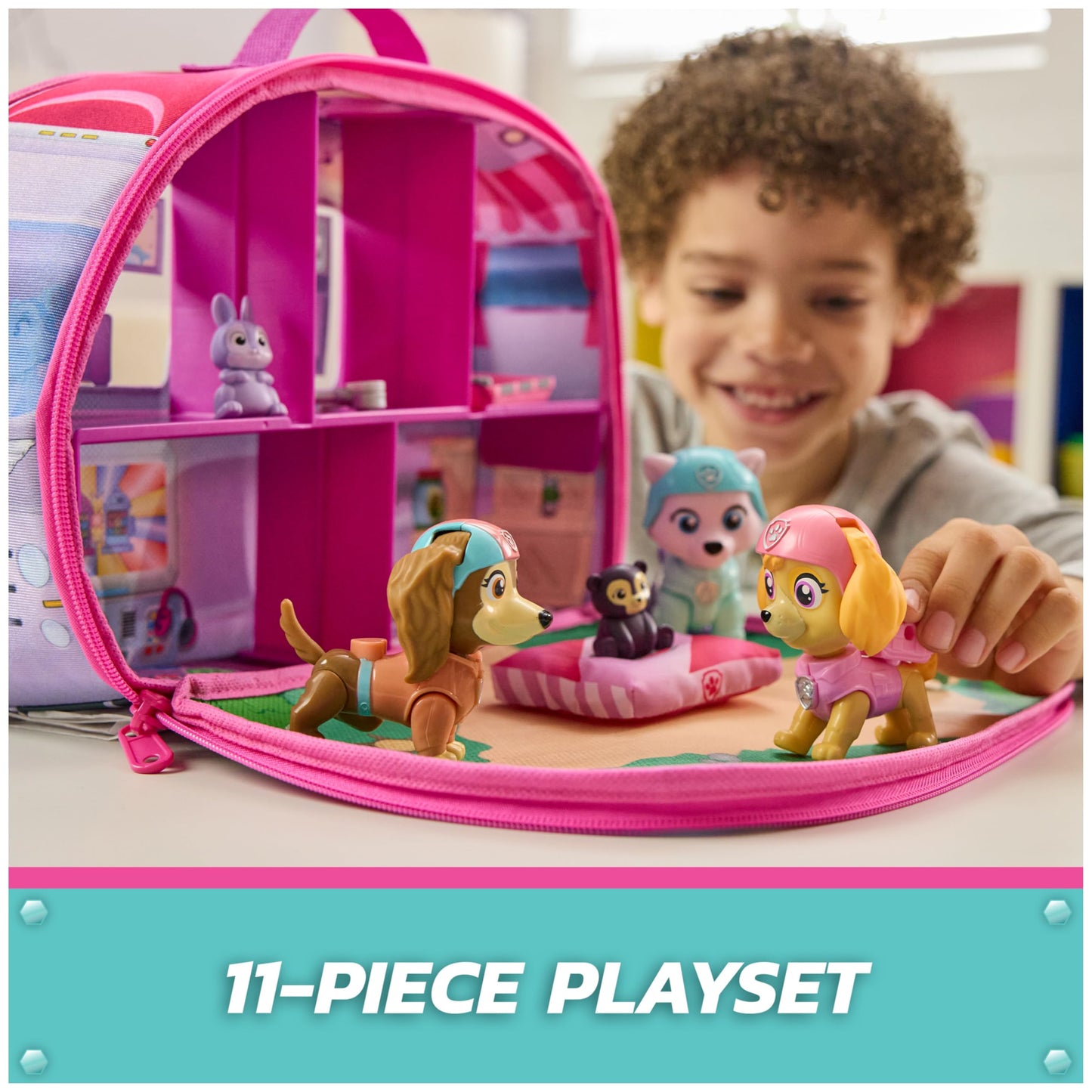 PAW Patrol Skye's World Pupcation Rescue Set with Skye, Everest & Liberty Bobble Head Toy Figures & RV Camper, Kids Toys for Boys & Girls Ages 3 & Up