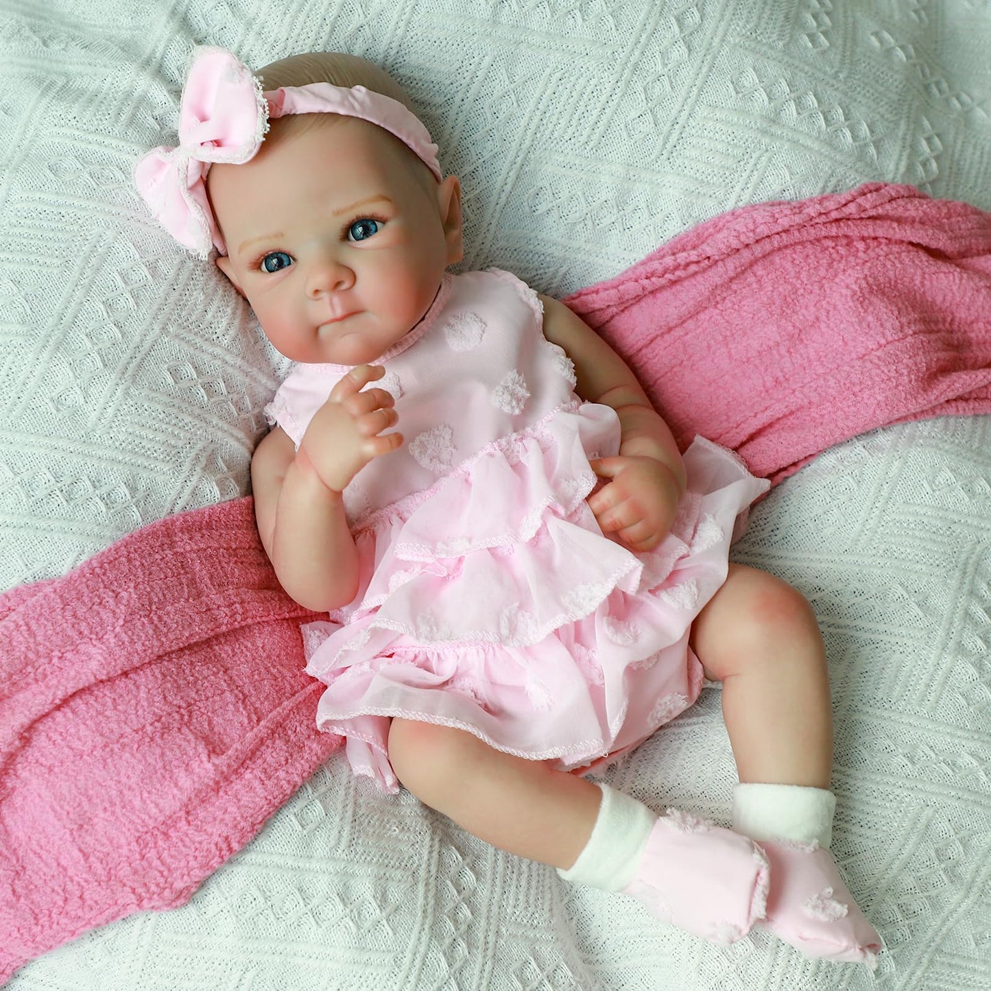 KSBD Lifelike Reborn Baby Dolls - 20 Inch Cute Realistic Silicone Baby Girl Doll，Real Life Baby Dolls Full Vinyl Body Newborn with Accessories for 3+ Years Old Kids Gifts