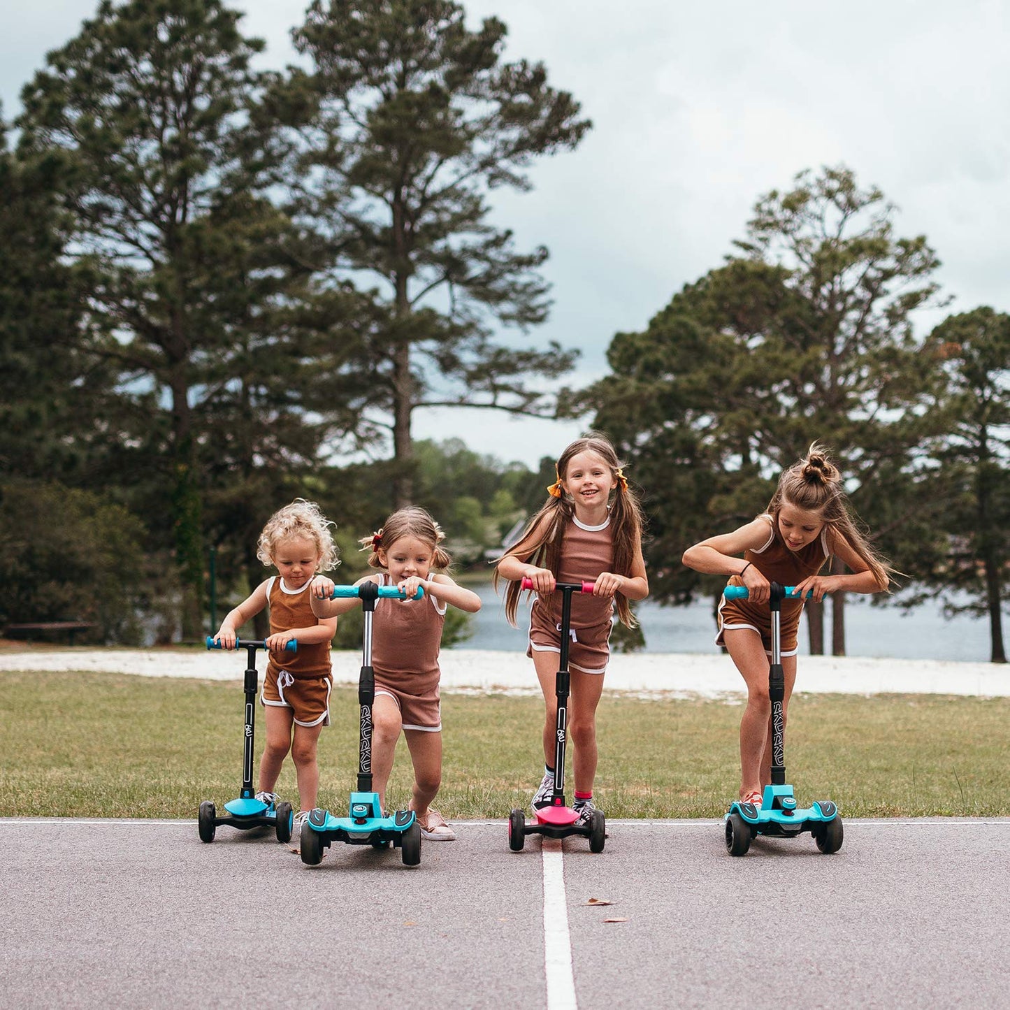 6KU Scooter for Kids Ages 3-10 with Flash Wheels, Kids Scooter 4 Adjustable Height, Toddler Scooter Extra-Wide PU LED Wheels, 3 Wheel Scooter for Kids for Girls & Boys Learn to Steer(Blue)