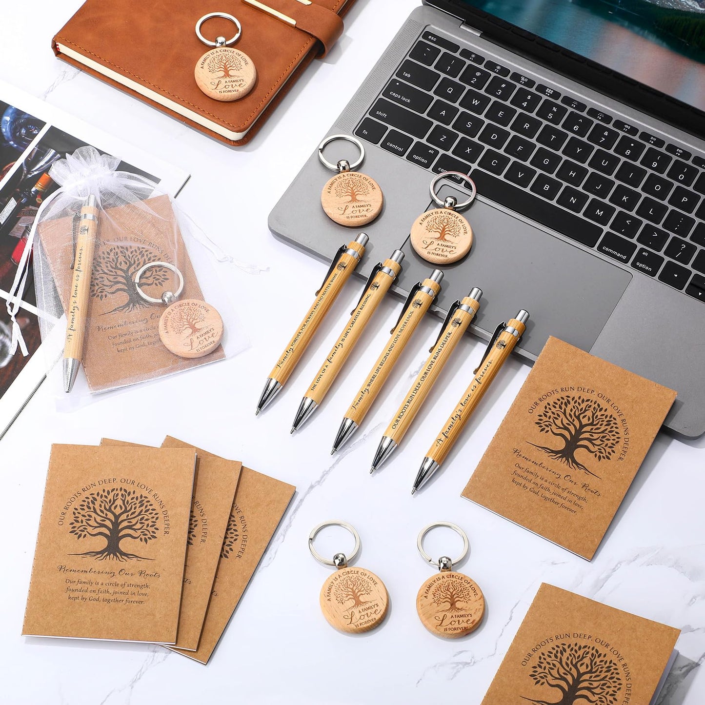 Dunzoom 120 Pcs Family Reunion Favors Wood Keychain Mini Notebook Notepads Ballpoint Pen with Organza Bag Gifts for Families