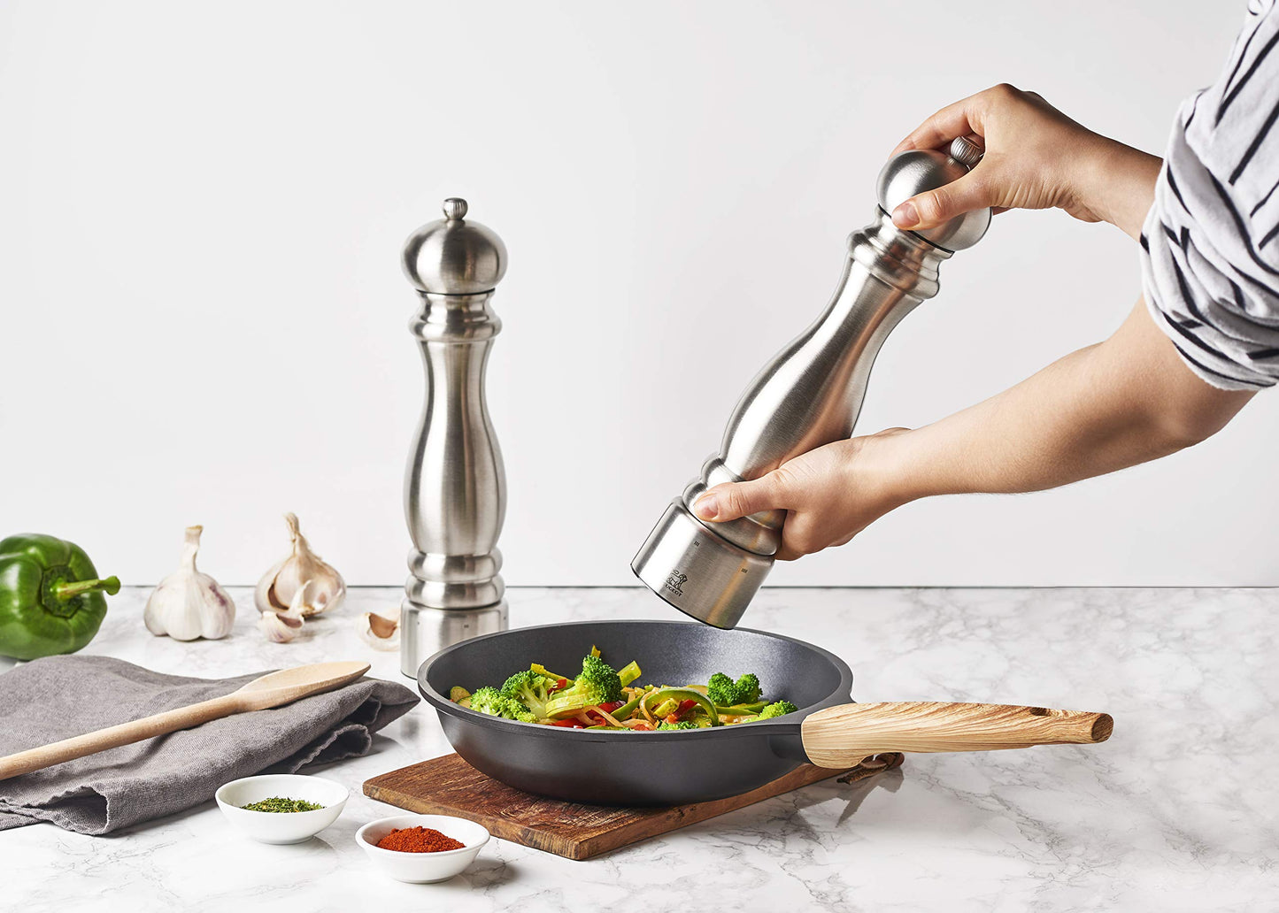 Peugeot - Paris Chef u'Select Manual Pepper Mill - Adjustable Grinder - Stainless Steel