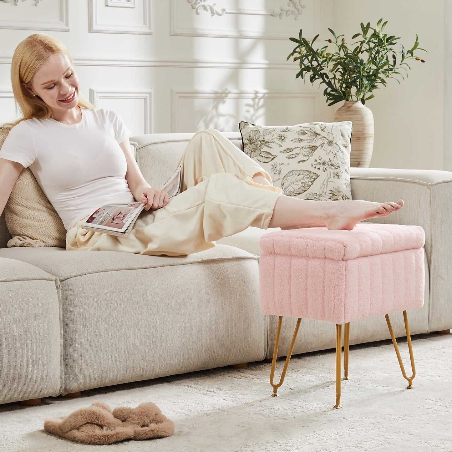 Sweetcrispy Vanity Stool Chair with Storage, 18.9”H x 16”L x 12.2”W Ottoman Chair Faux Fur Soft Padded Makeup Footstools Seat with 4 Metal Legs Anti-Slip Adjustable Feet for Make Up, Pink