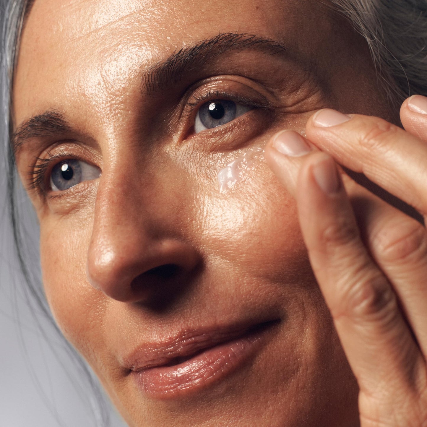 philosophy anti-wrinkle miracle worker line-correcting eye cream - with vitamin C & coconut oil - smoothes the skin around eyes & reduces dark circles - 0.5 fl oz