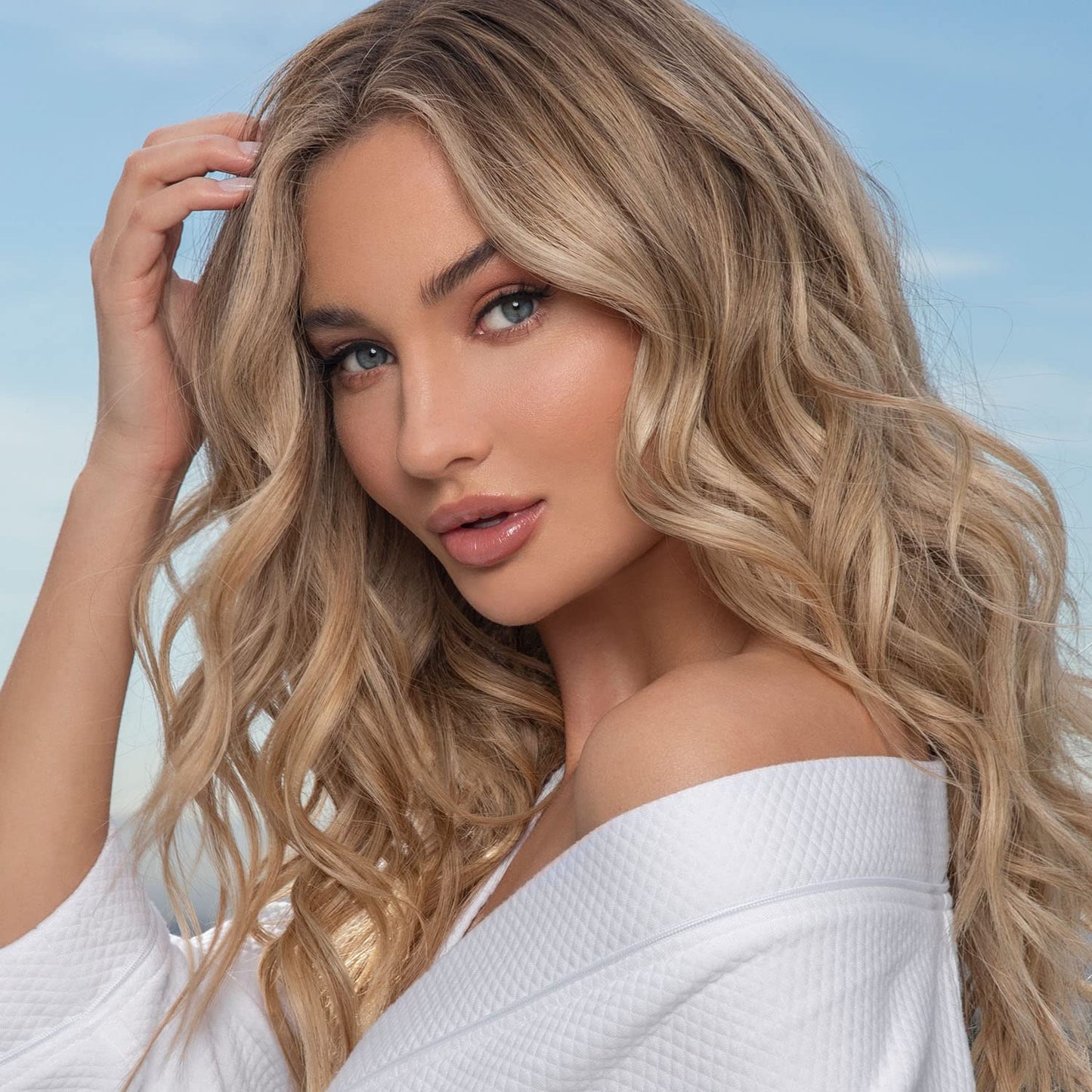 UNITE Hair LIQUID Volume - Instant. Texture. Hold, 4 fl. Oz