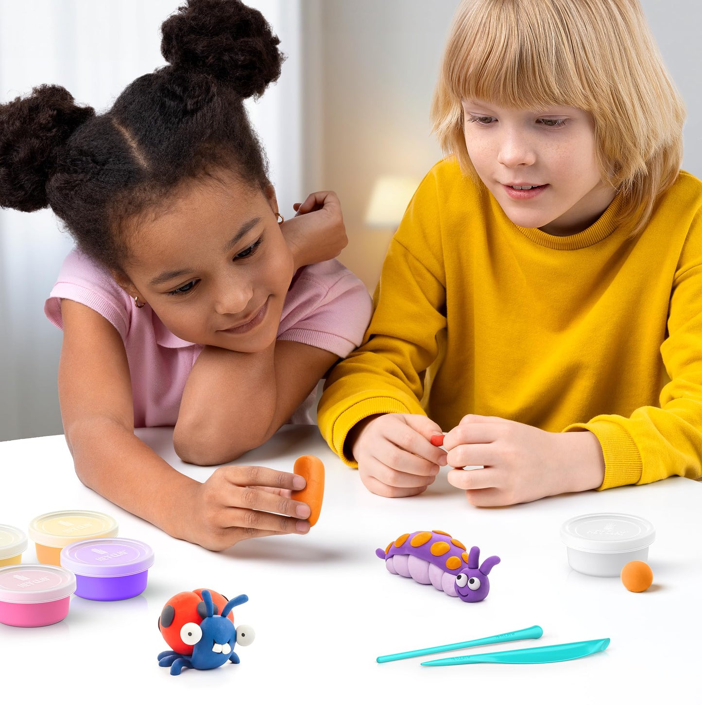 HEY CLAY - Insect Set - Colorful Dry Clay Kit for Kids - 15 Cans & Carving Tools with Fun Interactive Instructions App, Multi-Color