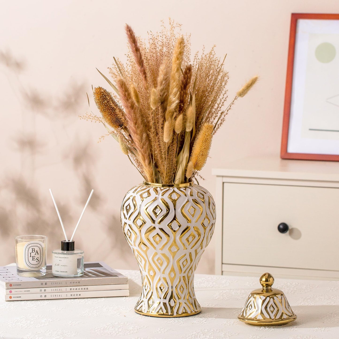 White and Gold Vase with Lid, Ginger Jars for Home Decor, Ceramic Flower Vase for Home, Kitchen, Bookshelf Decor, Storage jar, Table Center Vase, Centerpieces Jarrones(11in)