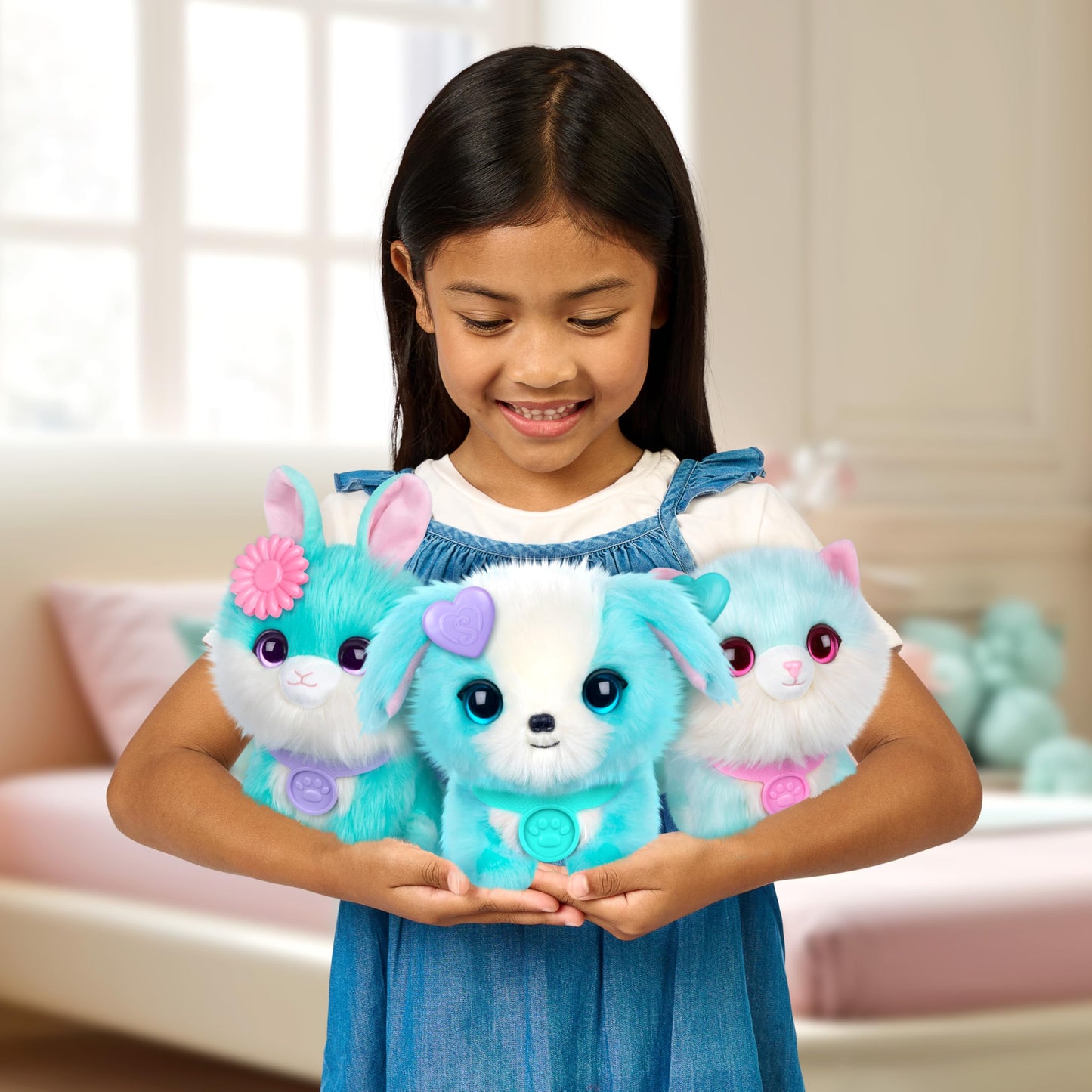 ScruffaLuvs Pet Scruffs Blue - Mystery Plush Toy, 7.5" Tall - Wash to Reveal 1 of 3 Rescue Pets: Puppy, Bunny, or Kitty - Includes 8.7" Deluxe Pet Carrier