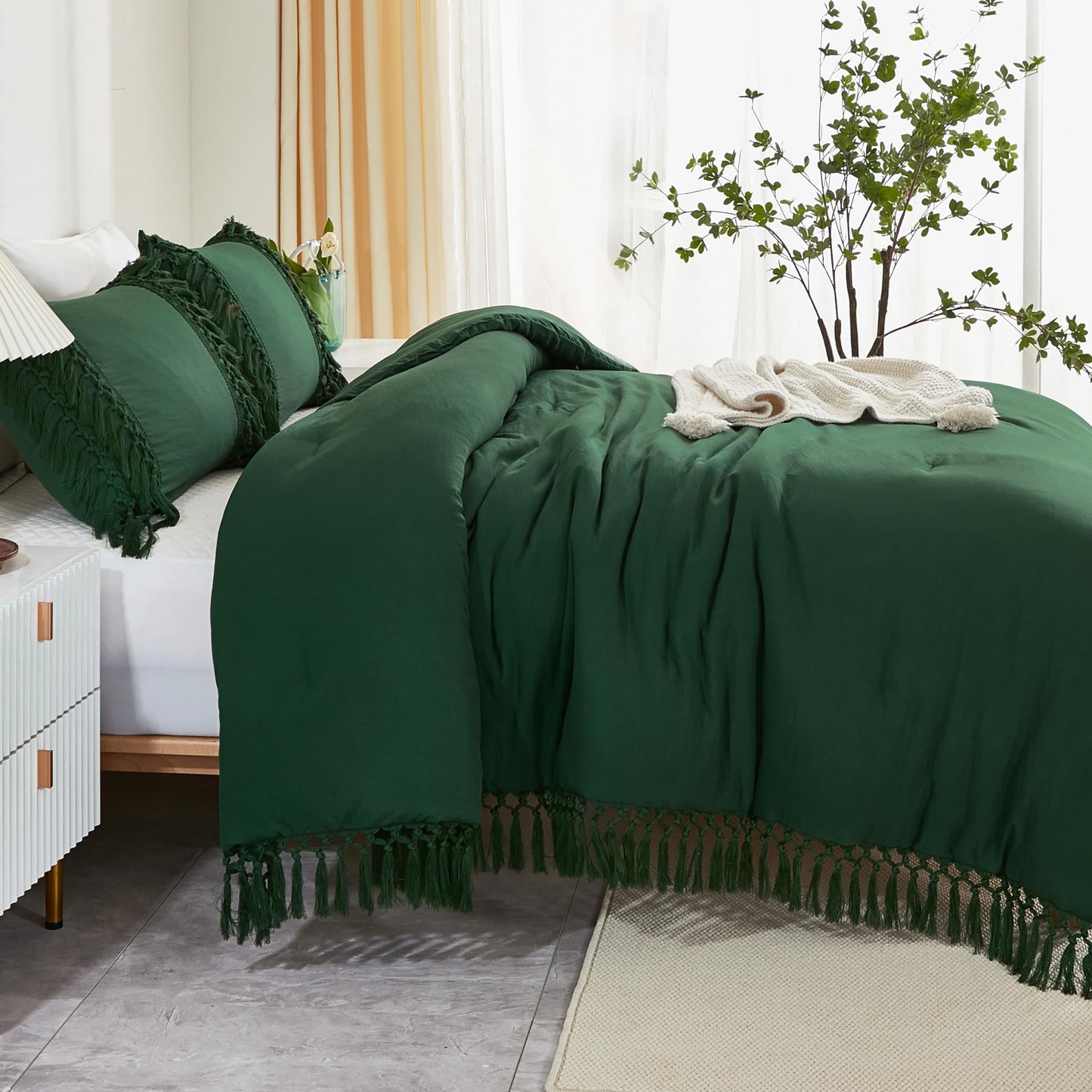 Andency Emerald Comforter Set California King, 3 Pieces Boho Tassel Lightweight Soft Bedding Comforter Sets for King Bed, All Season Fluffy Fringe Bed Set (104x96In Comforter & 2 Pillowcases)