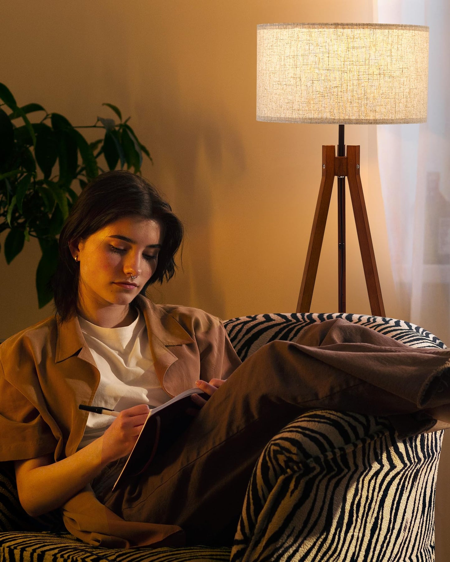 ELYONA Wood Tripod Floor Lamp, Mid Century Reading Standing Lamp with 3 Color Temperatures & Linen Shade, Modern Night Light for Bedroom, Farmhouse, Living Room, Office, 9W LED Bulb Included, Brown